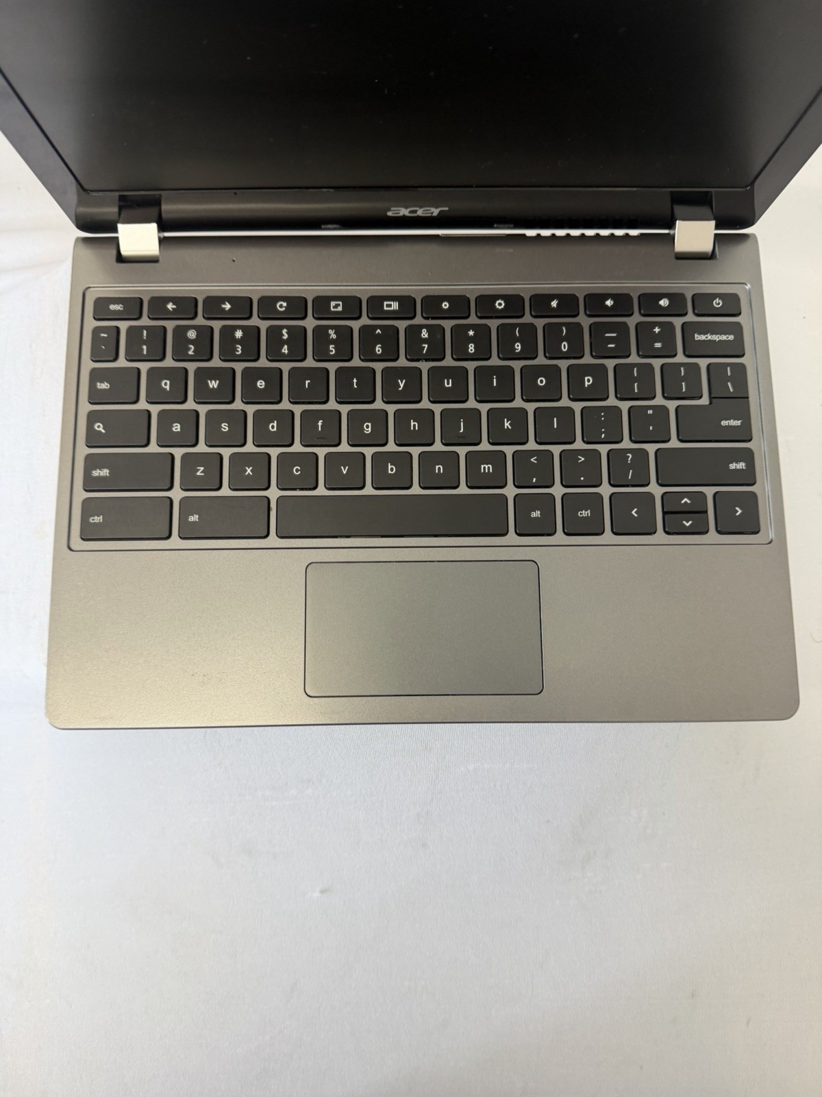 Acer Chromebook C740-C4PE Laptop – Good Screen – Intel Celeron 3205U – Read Des