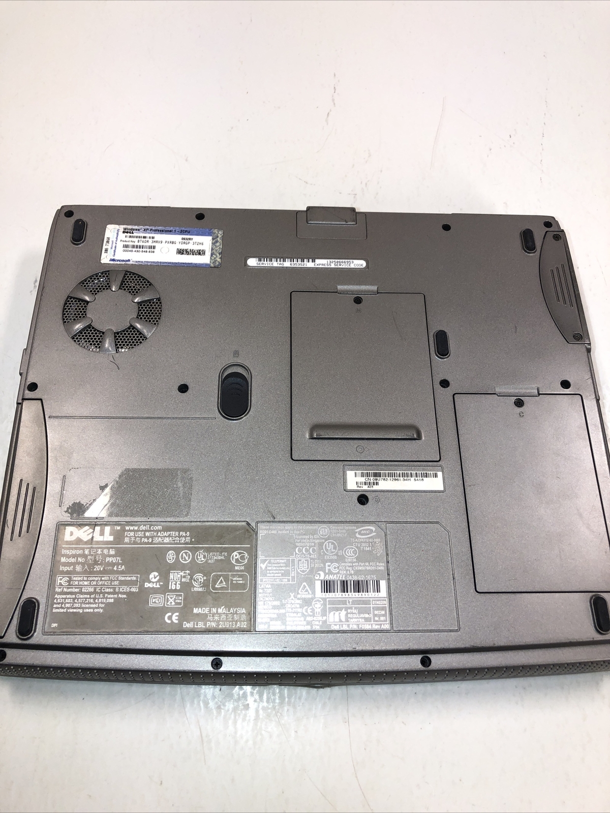 Dell Inspiron 1100 PP07L Laptop Computer 1 GB Ram. No Hard drive FOR PARTS