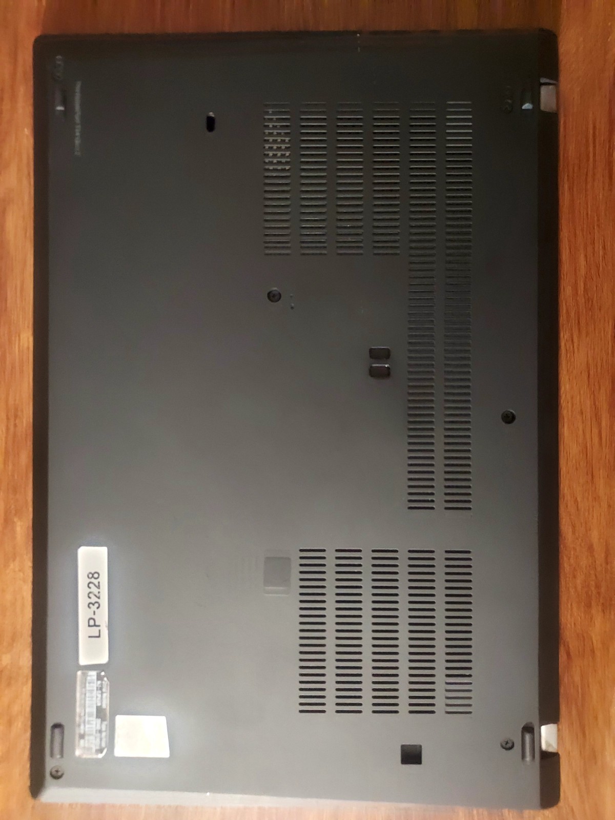 Lenovo ThinkPad T14 Gen 2 – i5 11th Gen / 16GB RAM / 512GB SSD – Excellent
