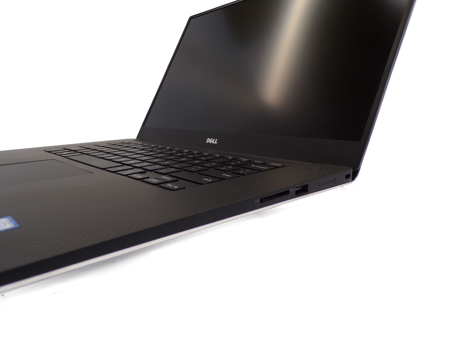 DELL PRECISION 5520 i7-6820HQ,16GB RAM+ 512GB SSD+Nvidia Quadro M1200 +W10