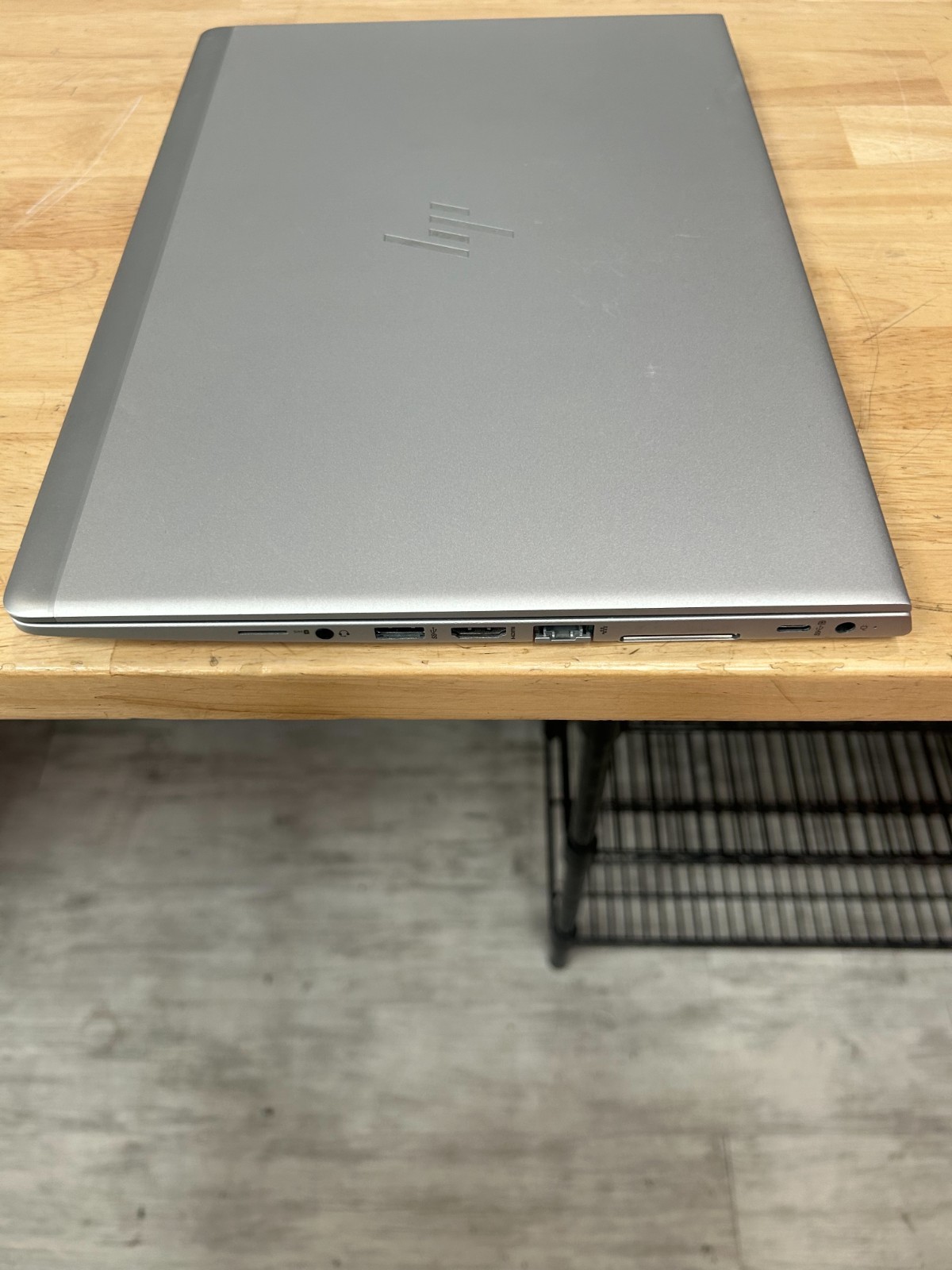 HP ELITEBOOK 745 G5 14″ AMD Ryzen 5 2500U 3.00GHz 16GB RAM 256GB NVMe
