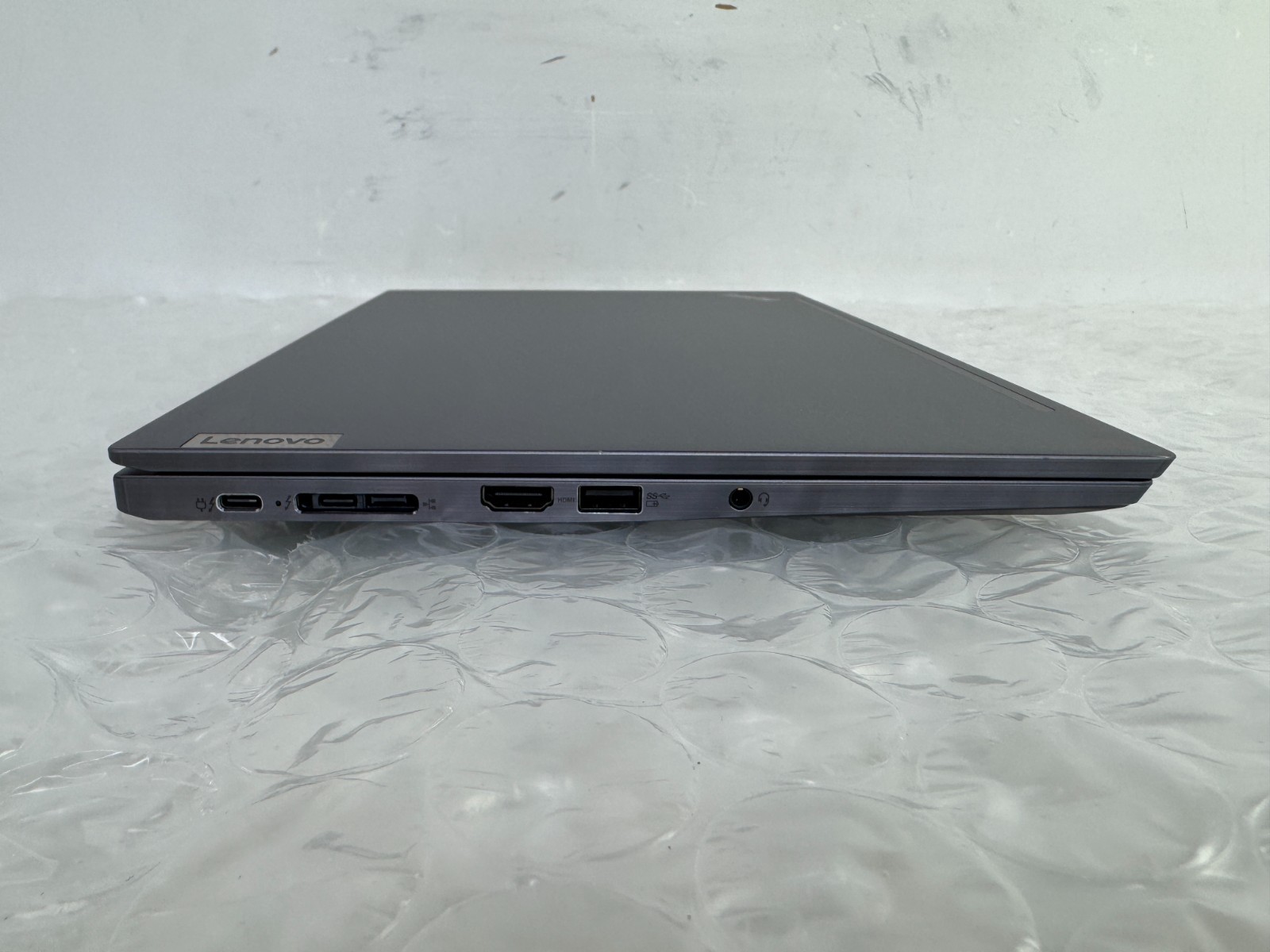 Lenovo ThinkPad T14s Gen 2 i7-1185G7 16GB 256GB SSD 14″ FHD Win 11 Pro
