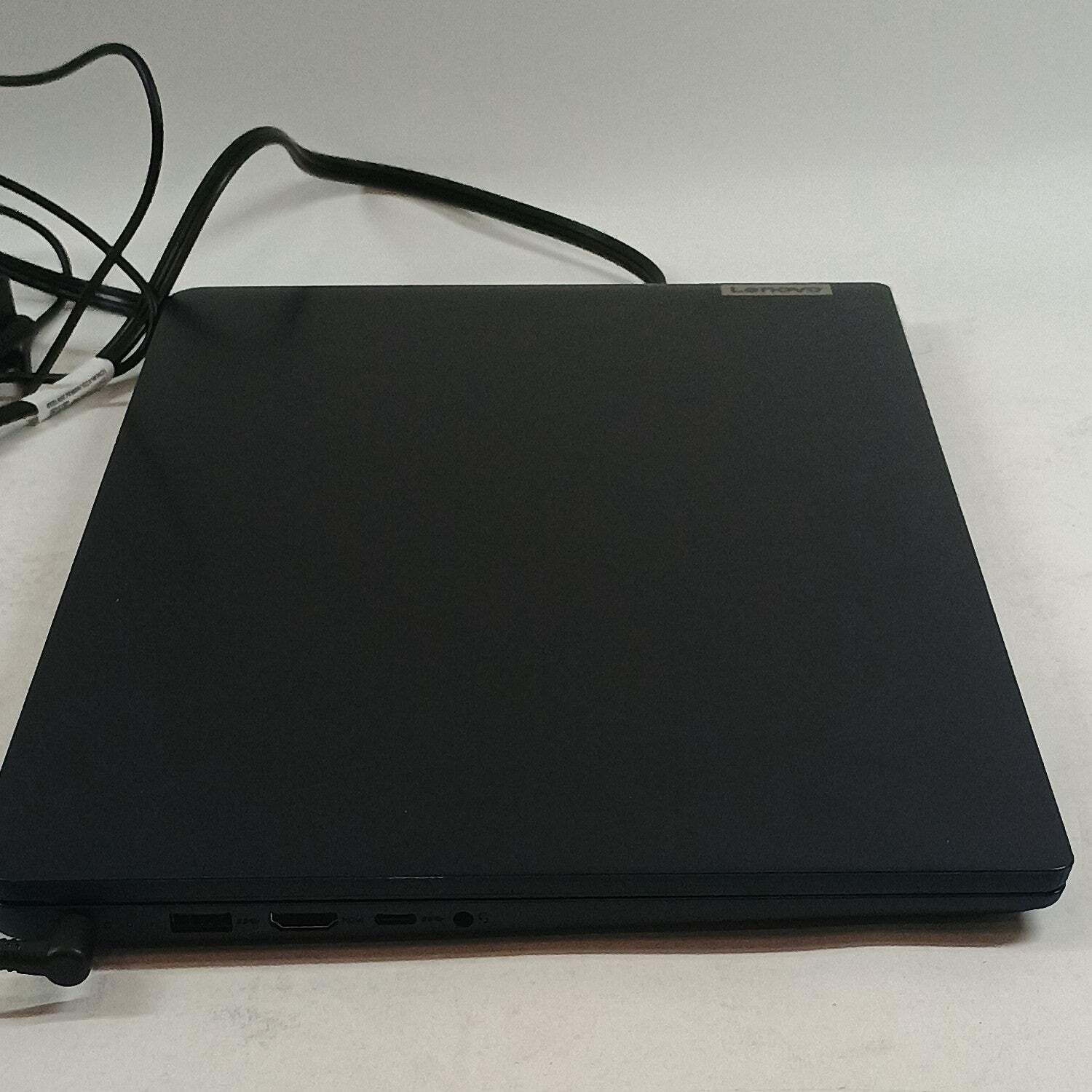 Lenovo IdeaPad 1 15AMN7 15.6″ Ryzen 5 7520U 2.8GHz 8GB RAM 256GB SSD