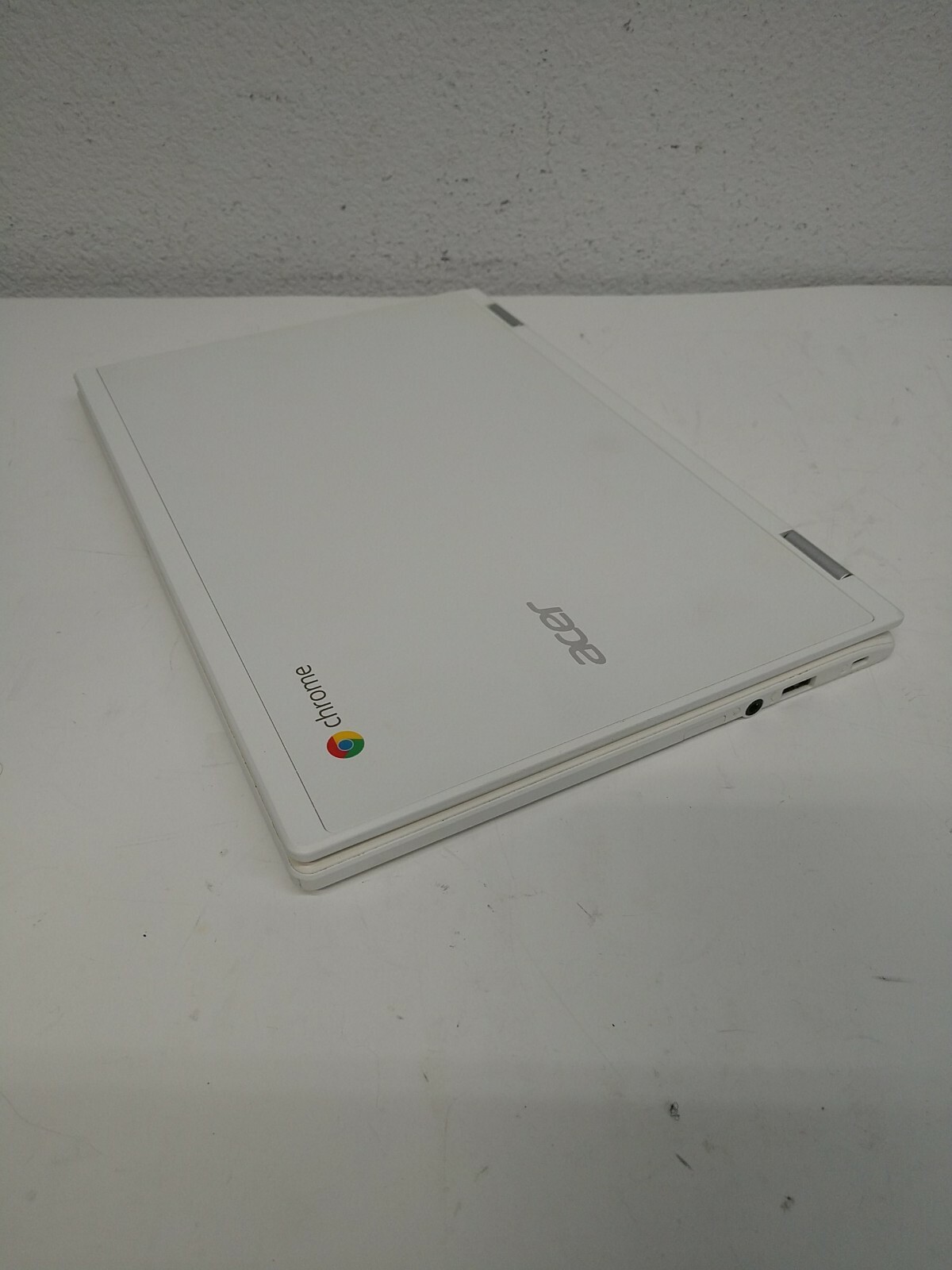 Acer chromebook 11.6″ N15Q10 CB3-131 Intel Celeron N2807 2GB RAM Webcam 2.0MP