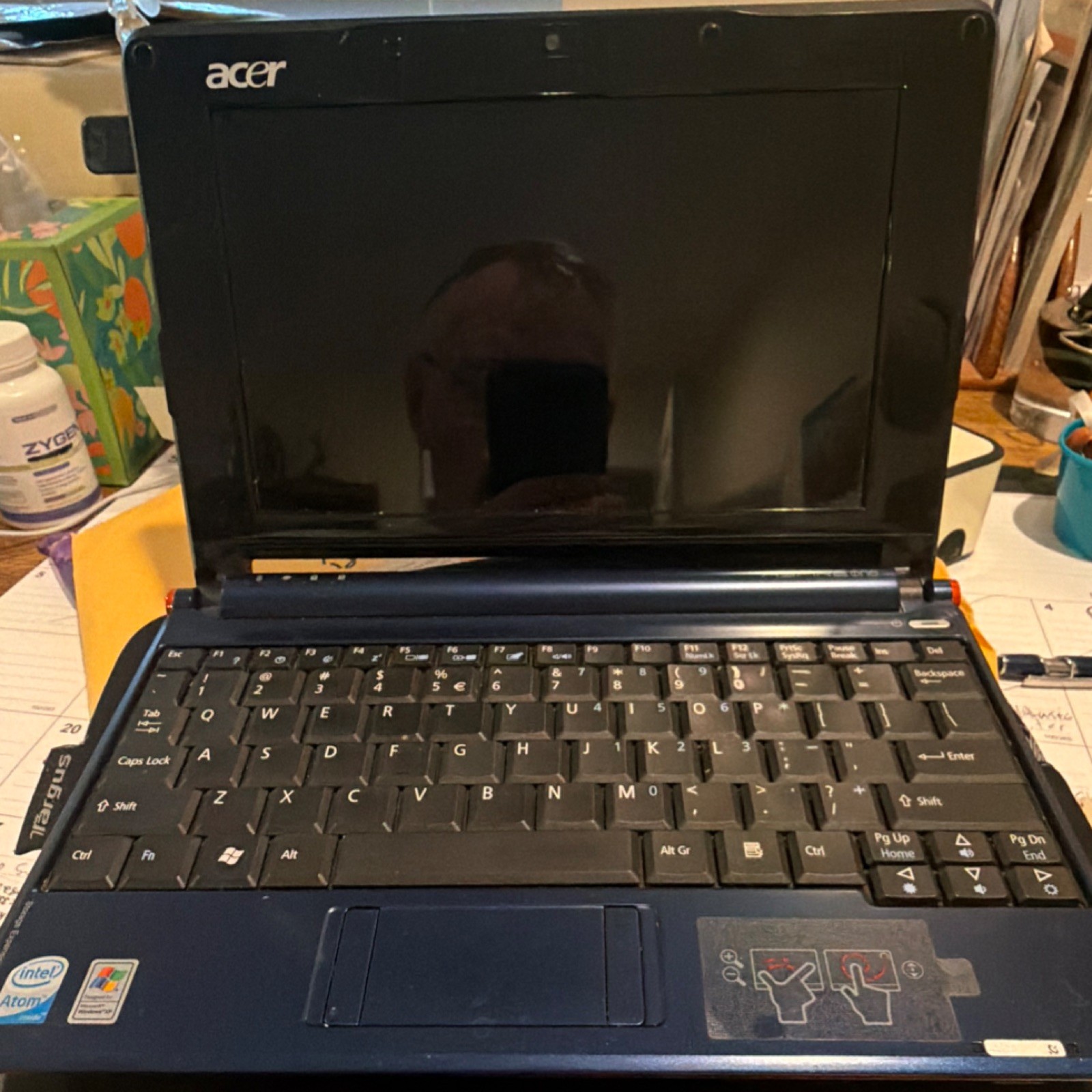 Acer Netbook Blue Intel Atom Less Than 12 in Wi-Fi USB 2.0