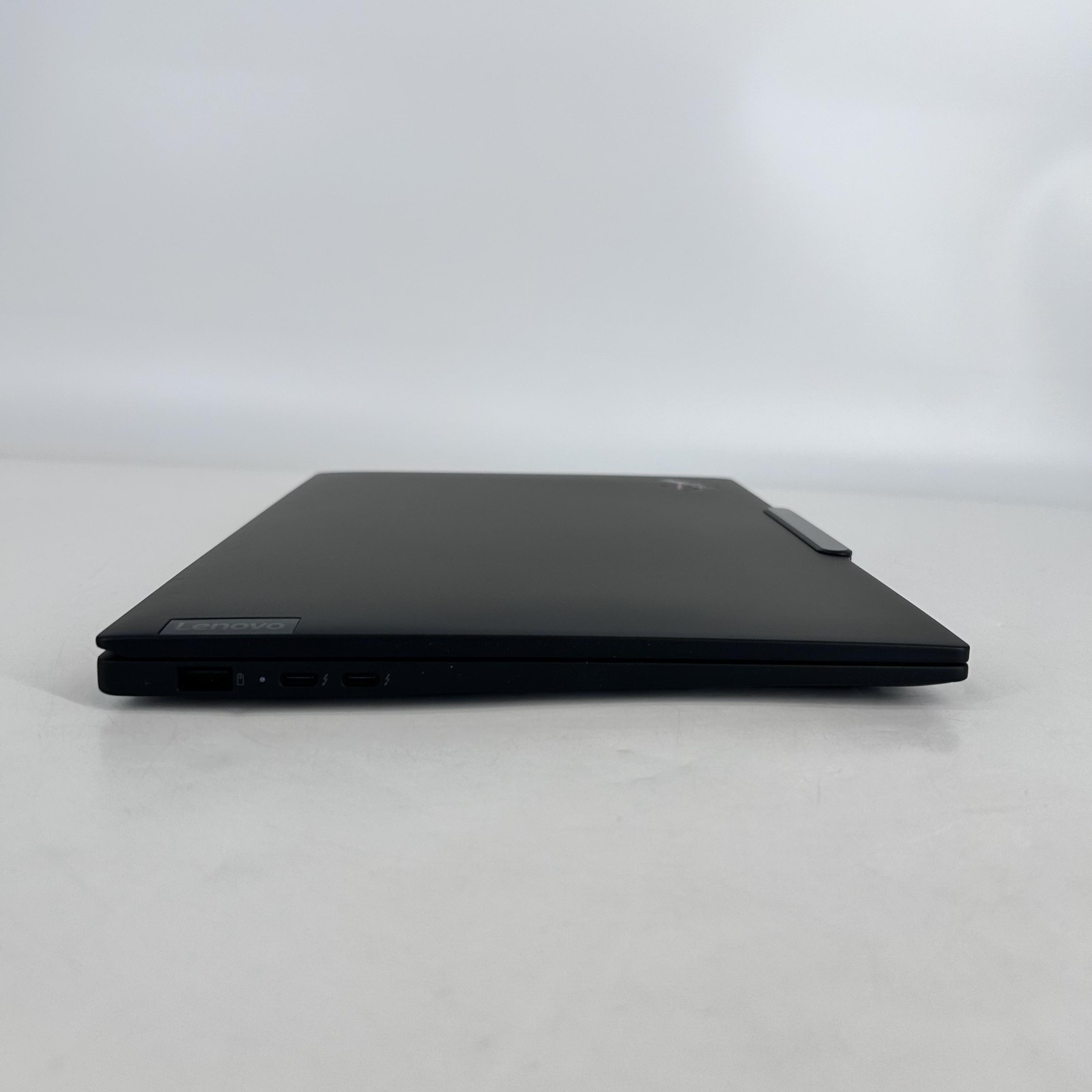 Lenovo ThinkPad X1 Carbon Gen 13 14 FHD+ TOUCH 2.1 GHz Ultra 7 265U 32GB 4TB SSD