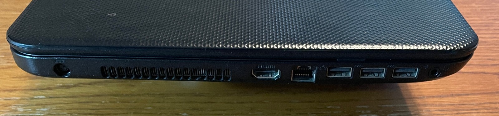 DELL INSPIRON 15-3537 Laptop 15″ i3 256gb+1tb Linux Mint 22.3-extras-15