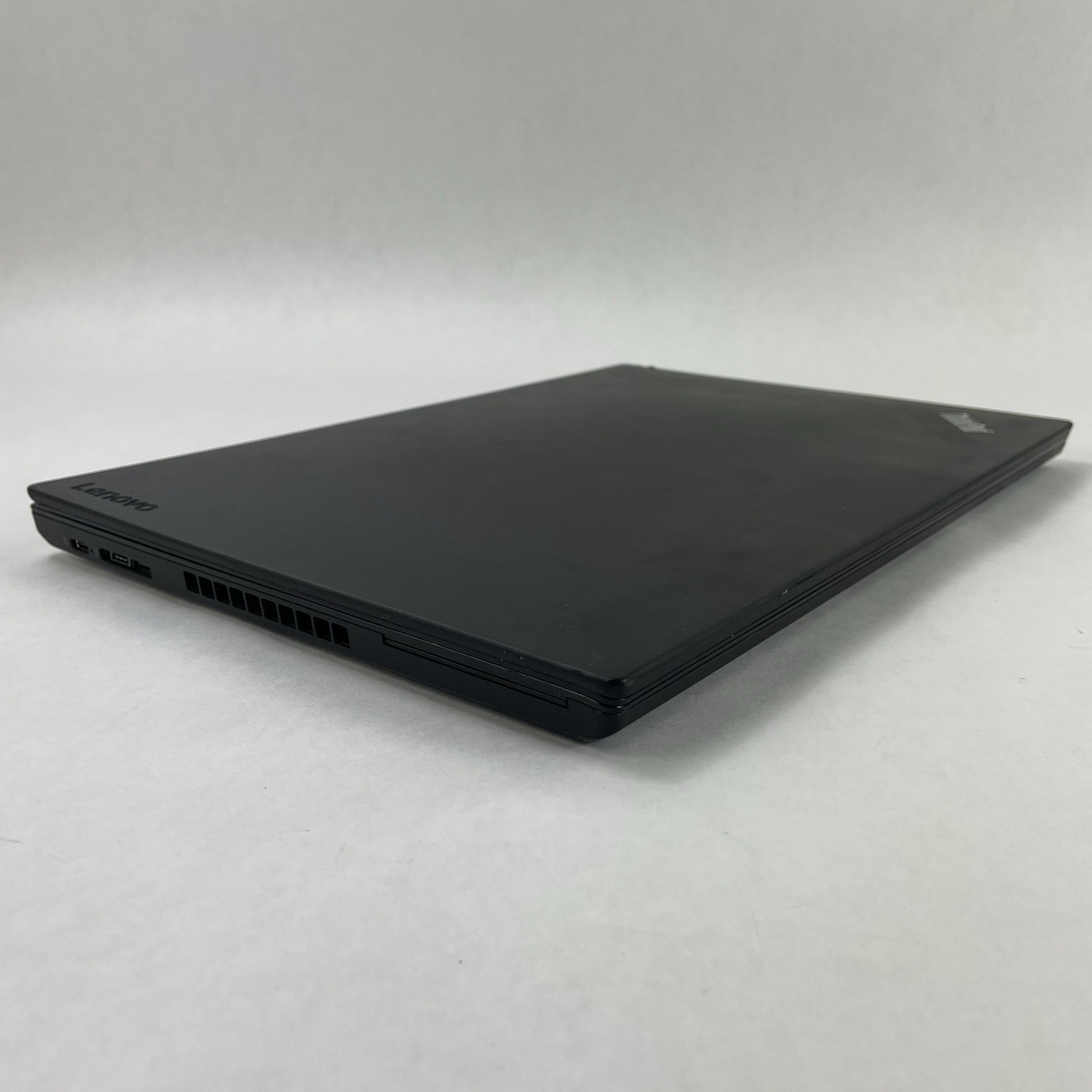 Lenovo ThinkPad T480 14″ i5-8350U 1.70 GHz 8 GB RAM No SSD/OS/AC – Bad Bottom