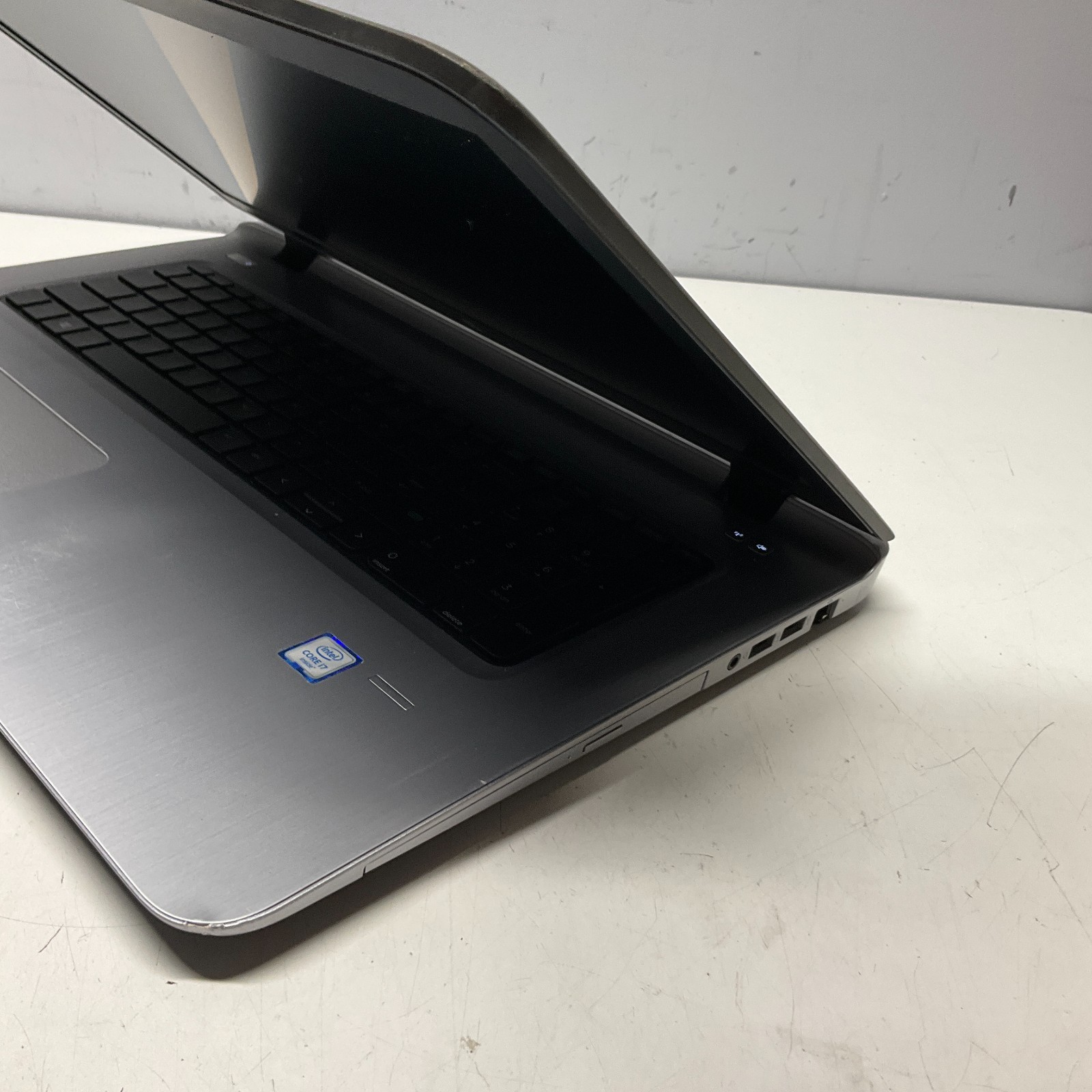 HP ProBook 470 G3 Laptop Intel Core i7-6500U @ 2.50 GHz 8GB 120GB SSD Win 10 Pro
