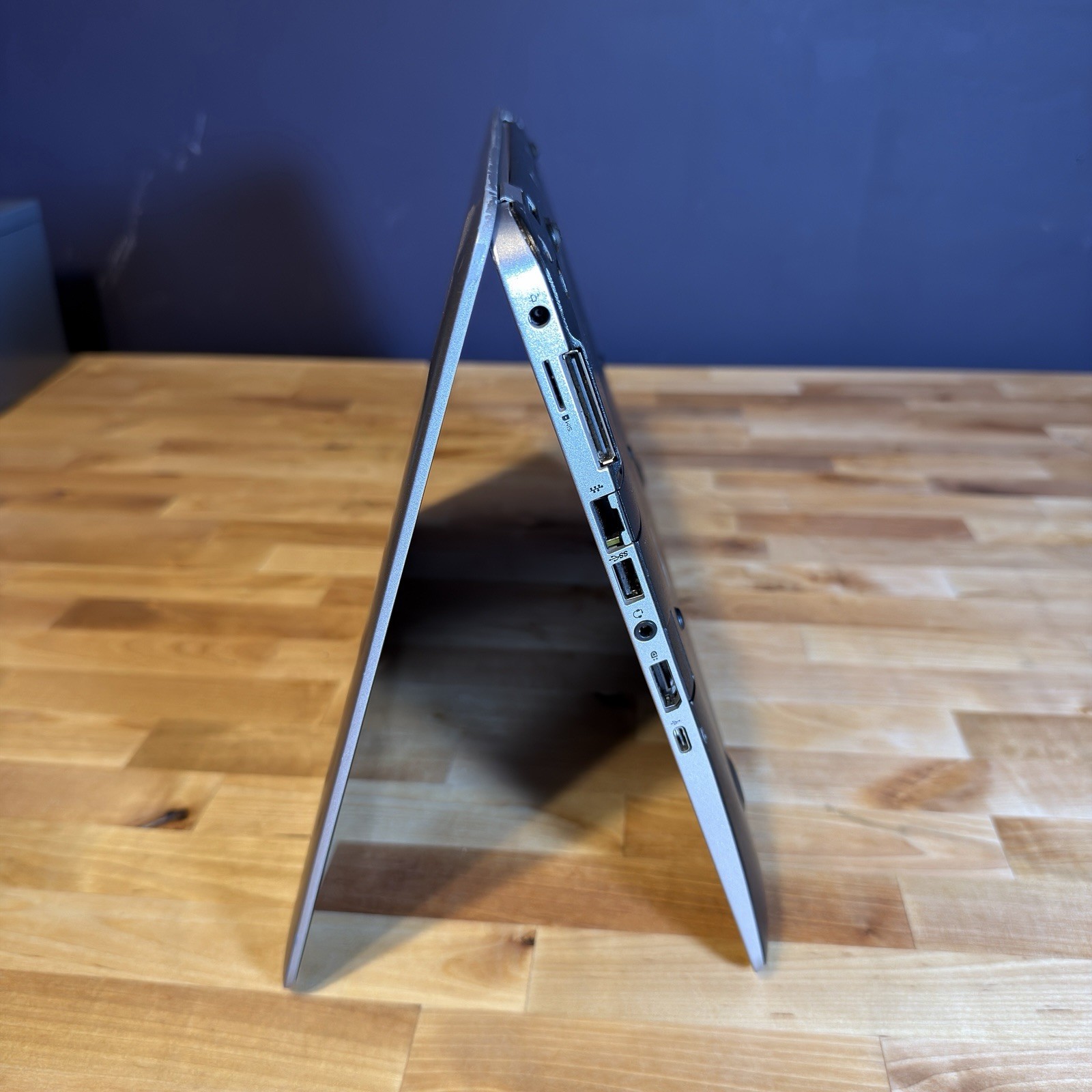 HP EliteBook 850 G3 15.6″ FHD i7-6500U 2.5GHz 16GB RAM 256GB SSD