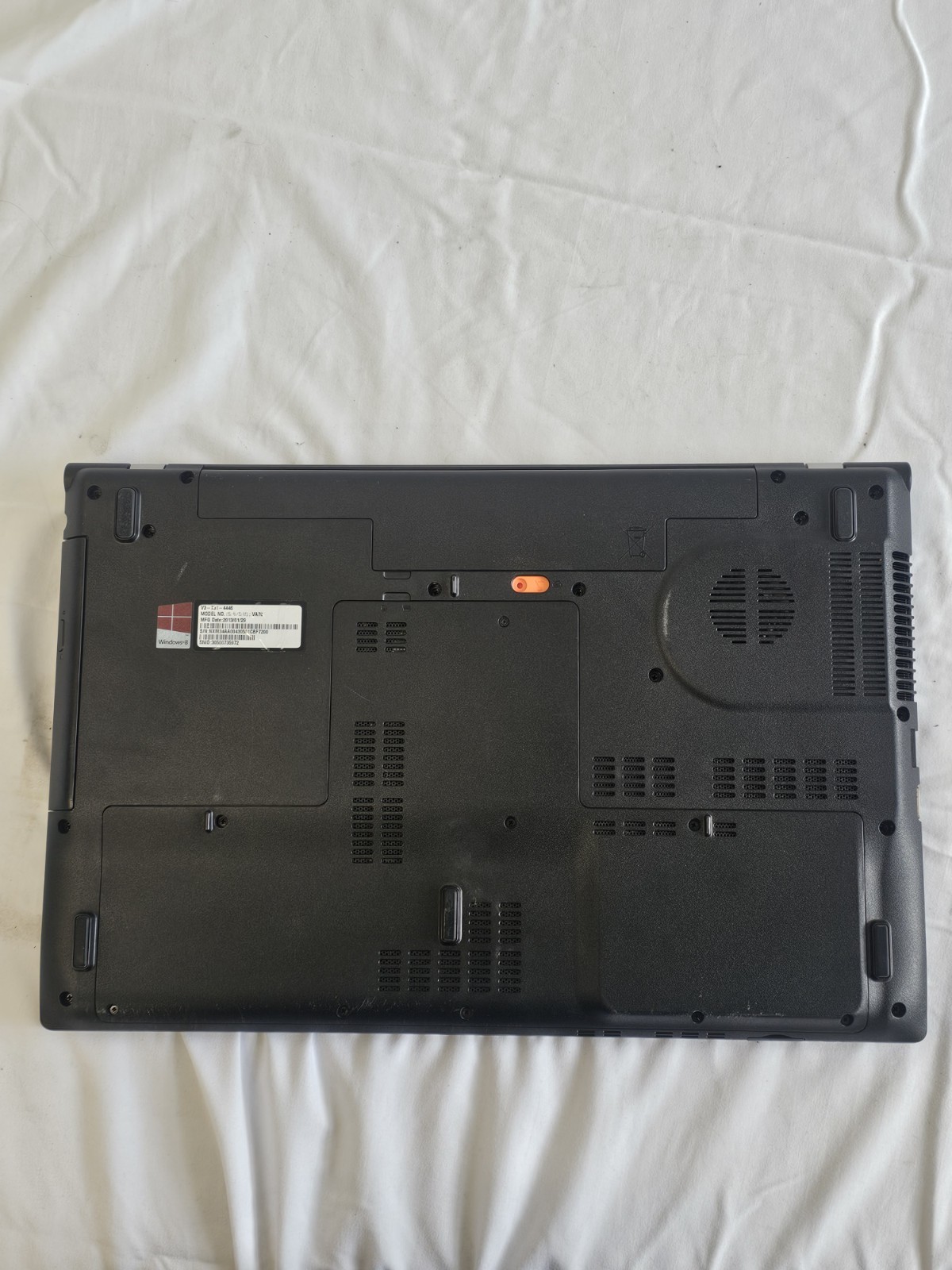 Acer Aspire V3 731-4446 Laptop Intel Pentium B960 8GB RAM 1TB HDD BAD BATT Win10