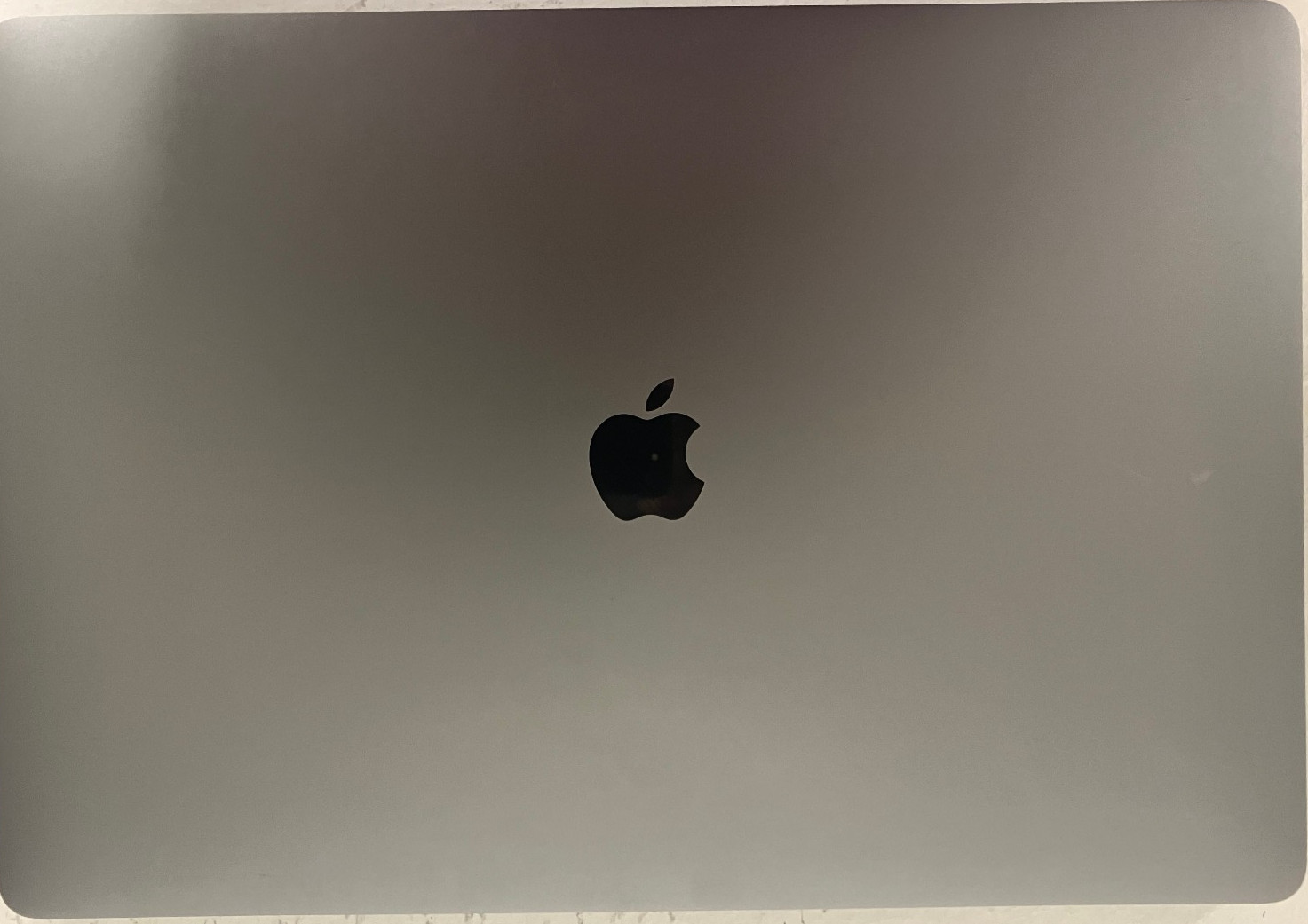 Apple MacBook Pro A2141 16″ Radeon 5500M 2.4GHz Intel Core i9-9980HK 64GB 1TB