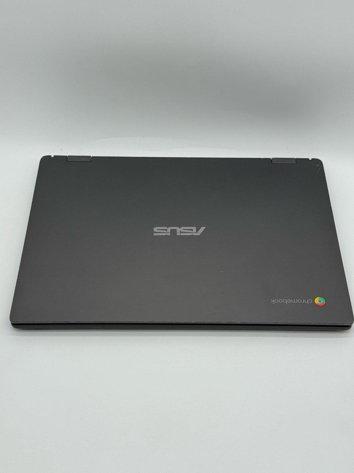 (BROKEN) ASUS Chromebook 14in FHD Laptop MediaTek Kompanio 520 4GB RAM 64GB