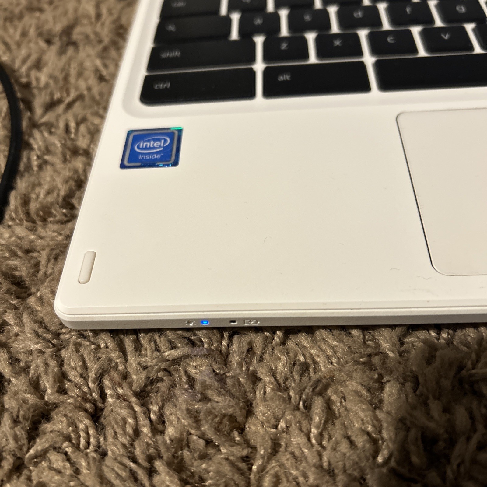Acer Chromebook 11 CB3-131 11.6″ White Laptop – With Charger – Tested & Working