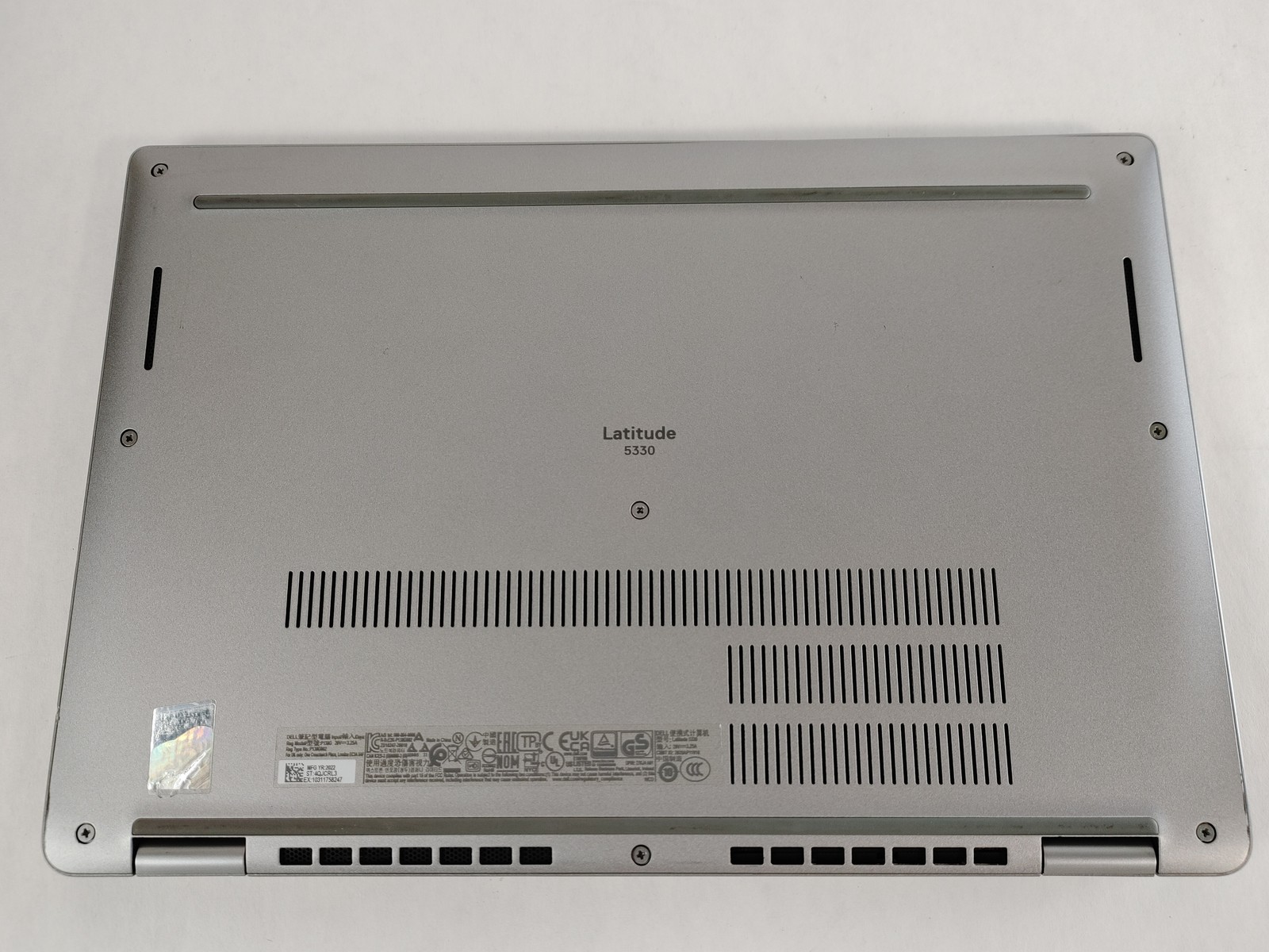 Dell Latitude 5330 Core i7-1265U 1.80 GHz 16 GB DDR4 512 GB NVMe Windows 11 Pro