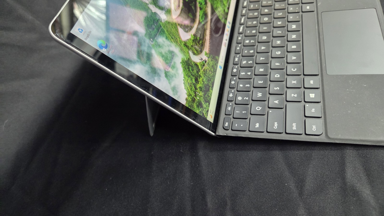 Microsoft Surface Go 2 touchscreen intel M3 8th 8GB RAM 128GB SSD Win11p Kb 1927