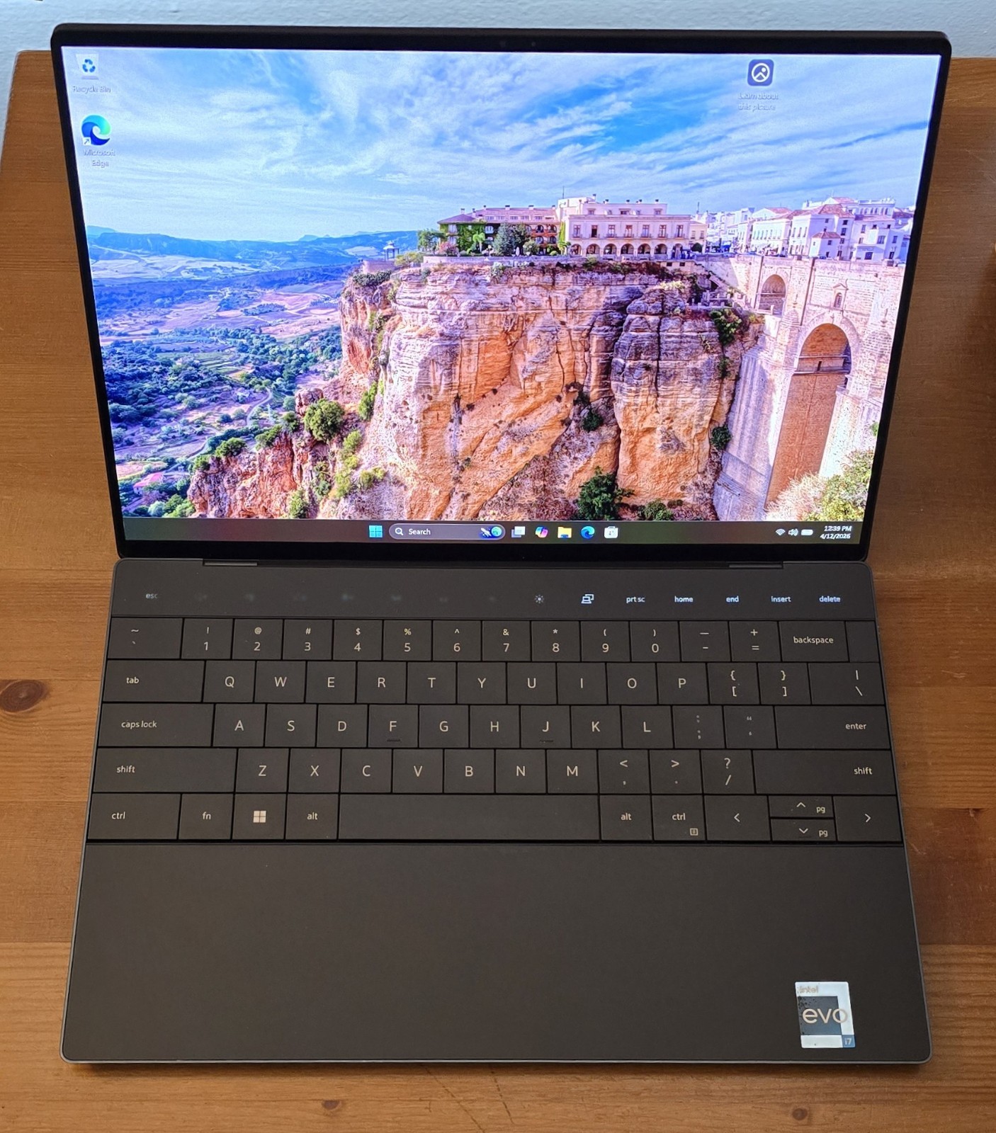 Dell XPS 13 Plus 9320 i7-1360P, 32GB RAM, 1TB SSD, 3.5K OLED Touch & COACH BAG!