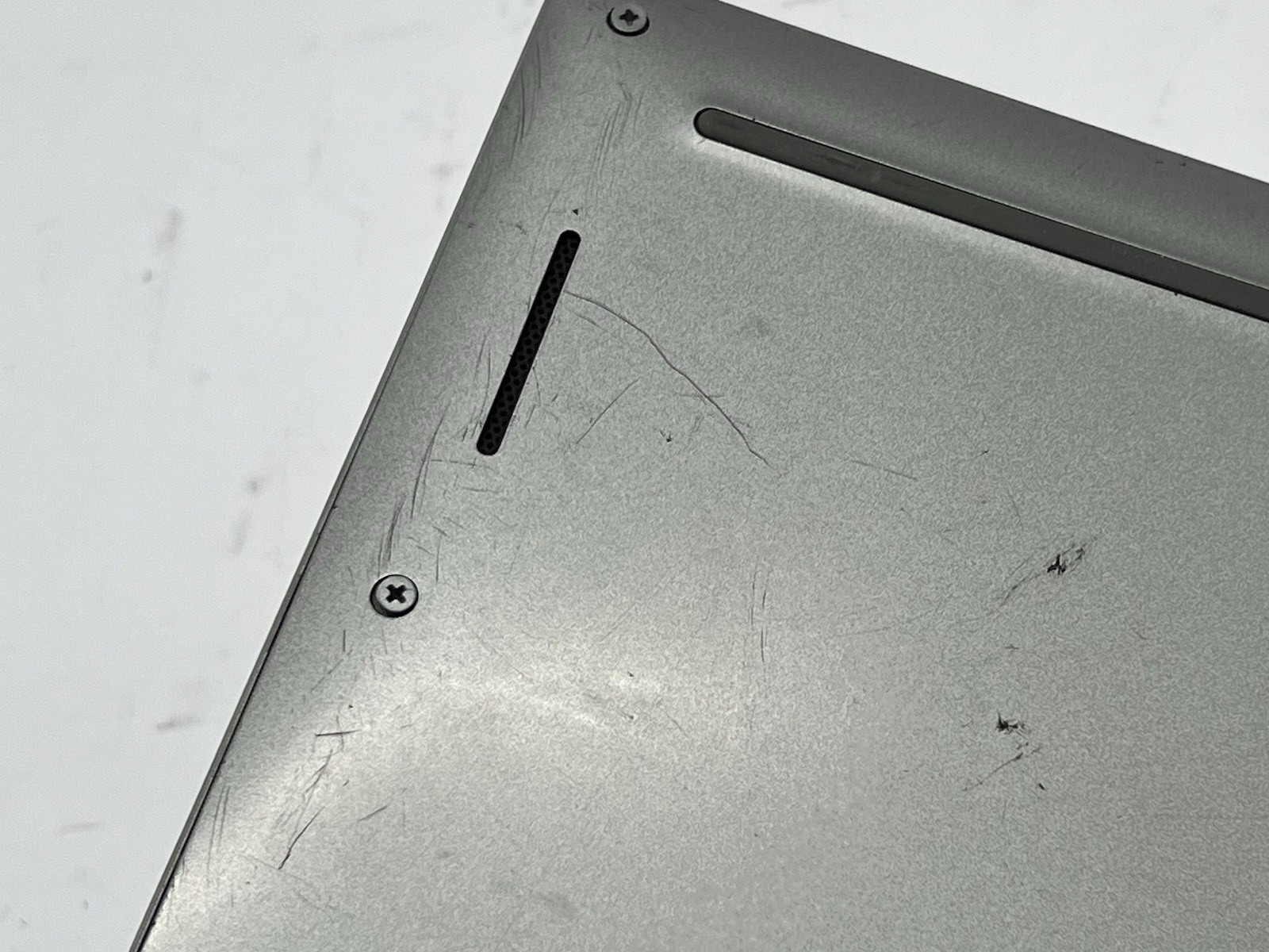 Dell Latitude 5320, Intel i5-1135G7, @2.40GHz, 8GB RAM, 256GB NVMe-No OS/Adapter