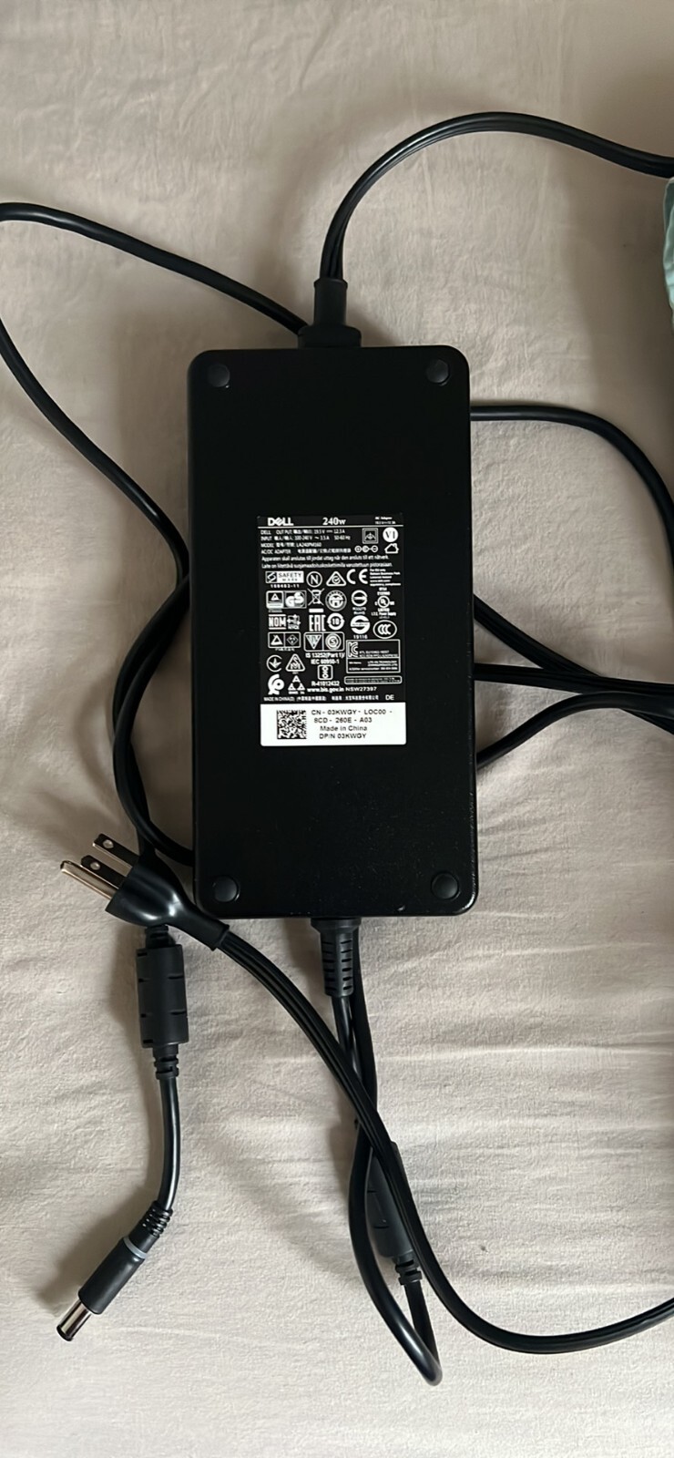 ALIENWARE AREA-51M I7-9700, 16GB, RTX 2070, 256 GB SSD+1 TB HDD