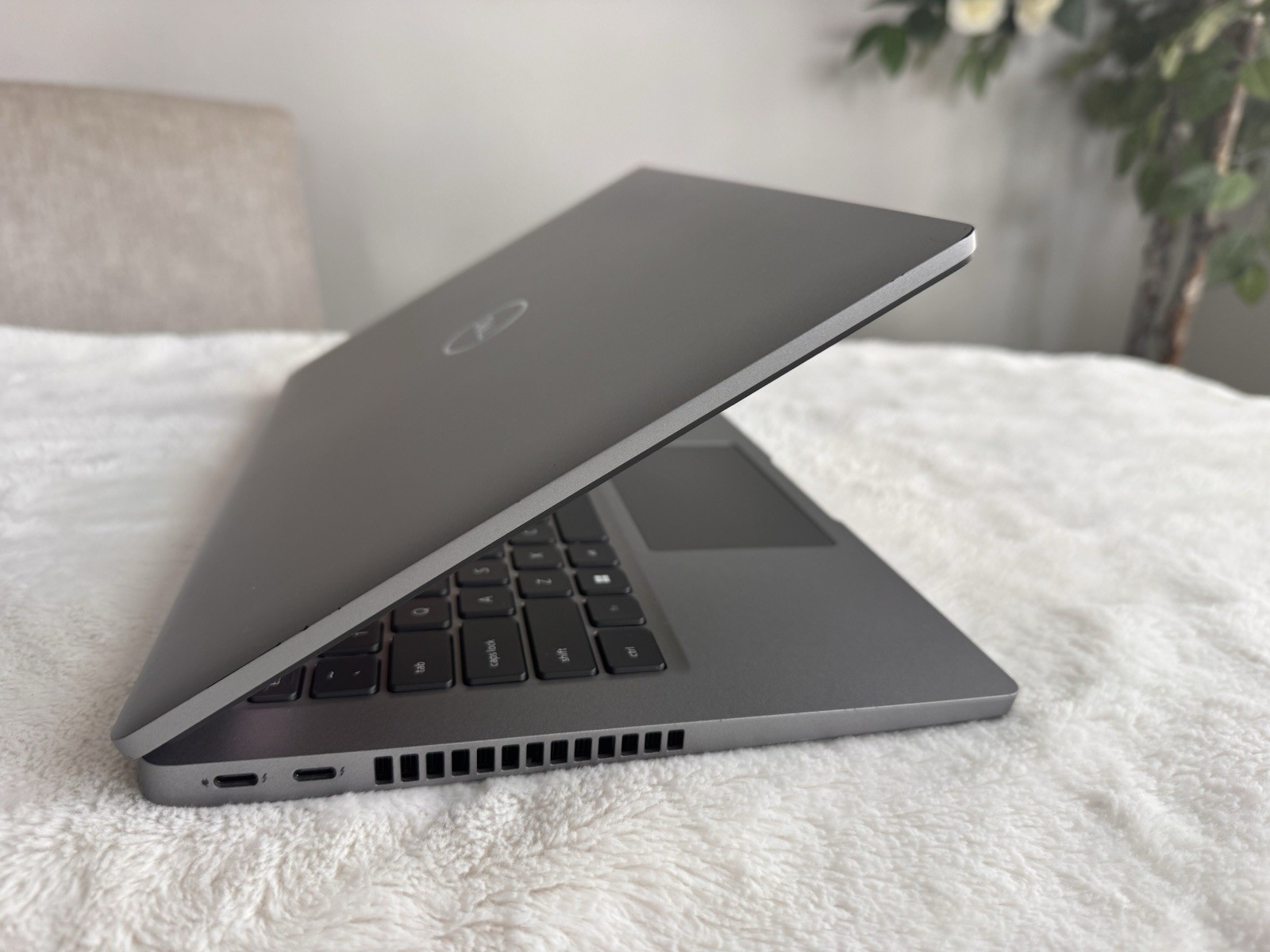 Dell Latitude 5430 14” Laptop i5-1235U 16GB RAM 512GB SSD Windows 11 Pro