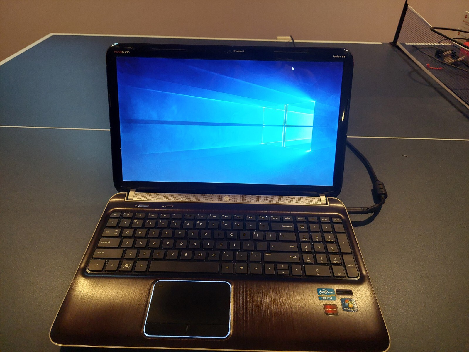 HP Pavilion dv6 (EXPANDED BATTERY AND 2 CHARGERS) INTEL CORE I7 8GB RAM 1TB HDD