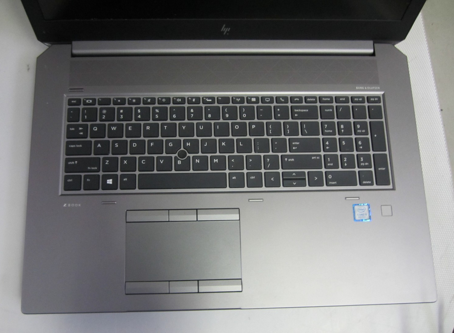 HP ZBook 17 G5 i5-8300H 2.3GHz 16GB/1TB NO OS Laptop + AC READ