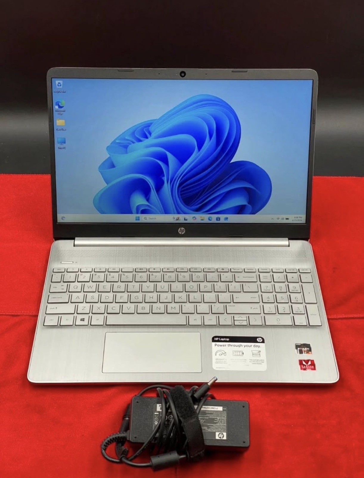 HP 15-ef0023dx TOUCHSCREEN RYZEN 5 3500U 12GB RAM 256GB SSD WIN 11 BATTERY 100%