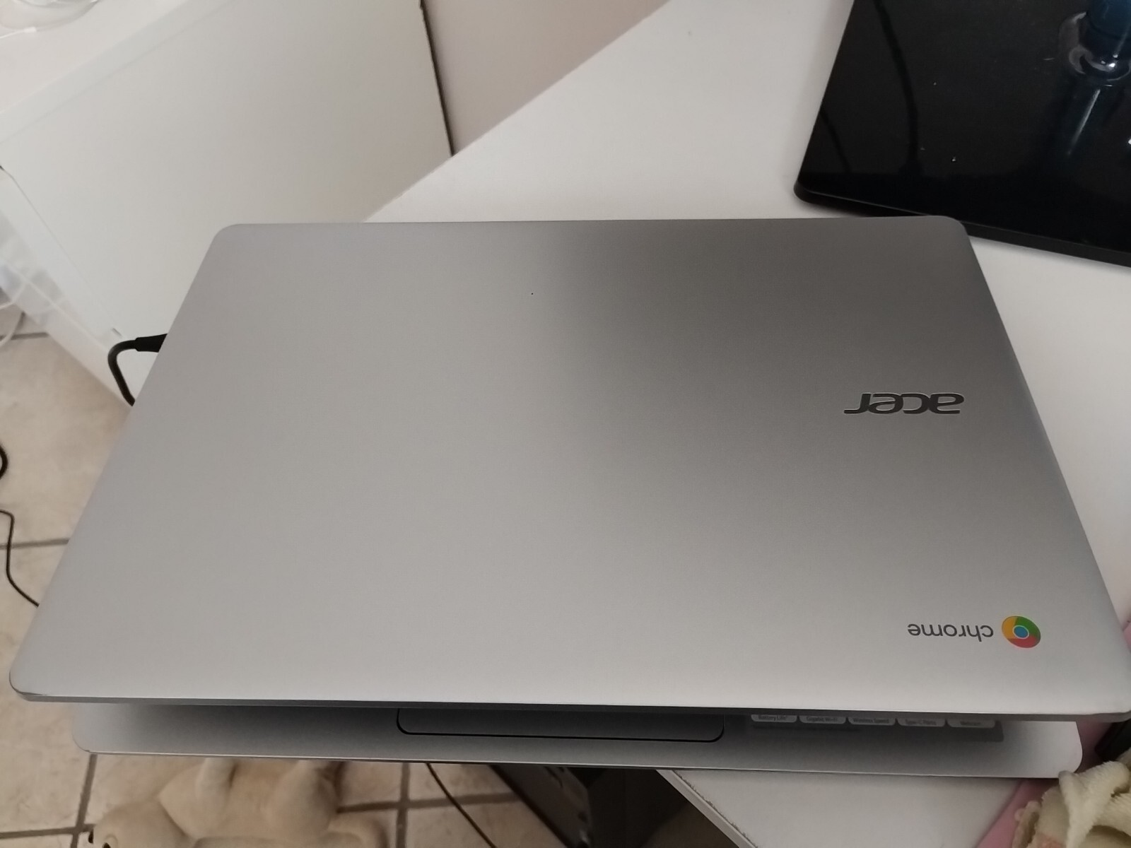 Acer Chromebook 314 CB314-1H 14″ (64GB eMMC, Intel Celeron N, 2.60GHz, 4GB)…