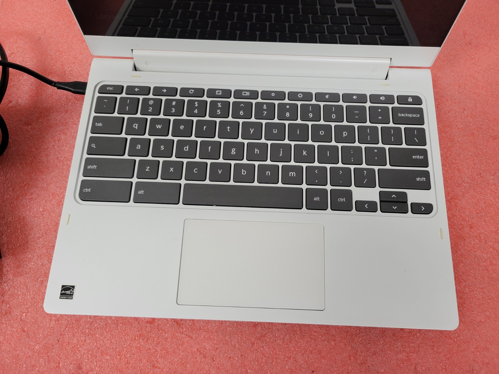 Lenovo Chromebook C330 MediaTek MT8173 4GB RAM 64GB SSD w/PA | LP490