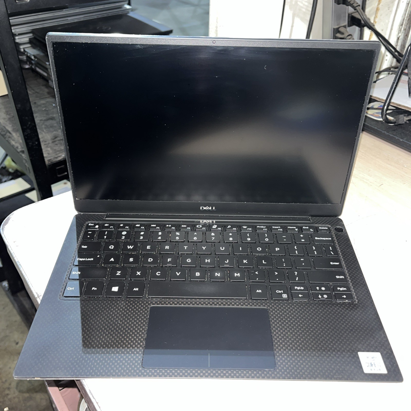 DELL XPS P82G INTEL CORE I7 10TH GEN 8GB RAM NO HD