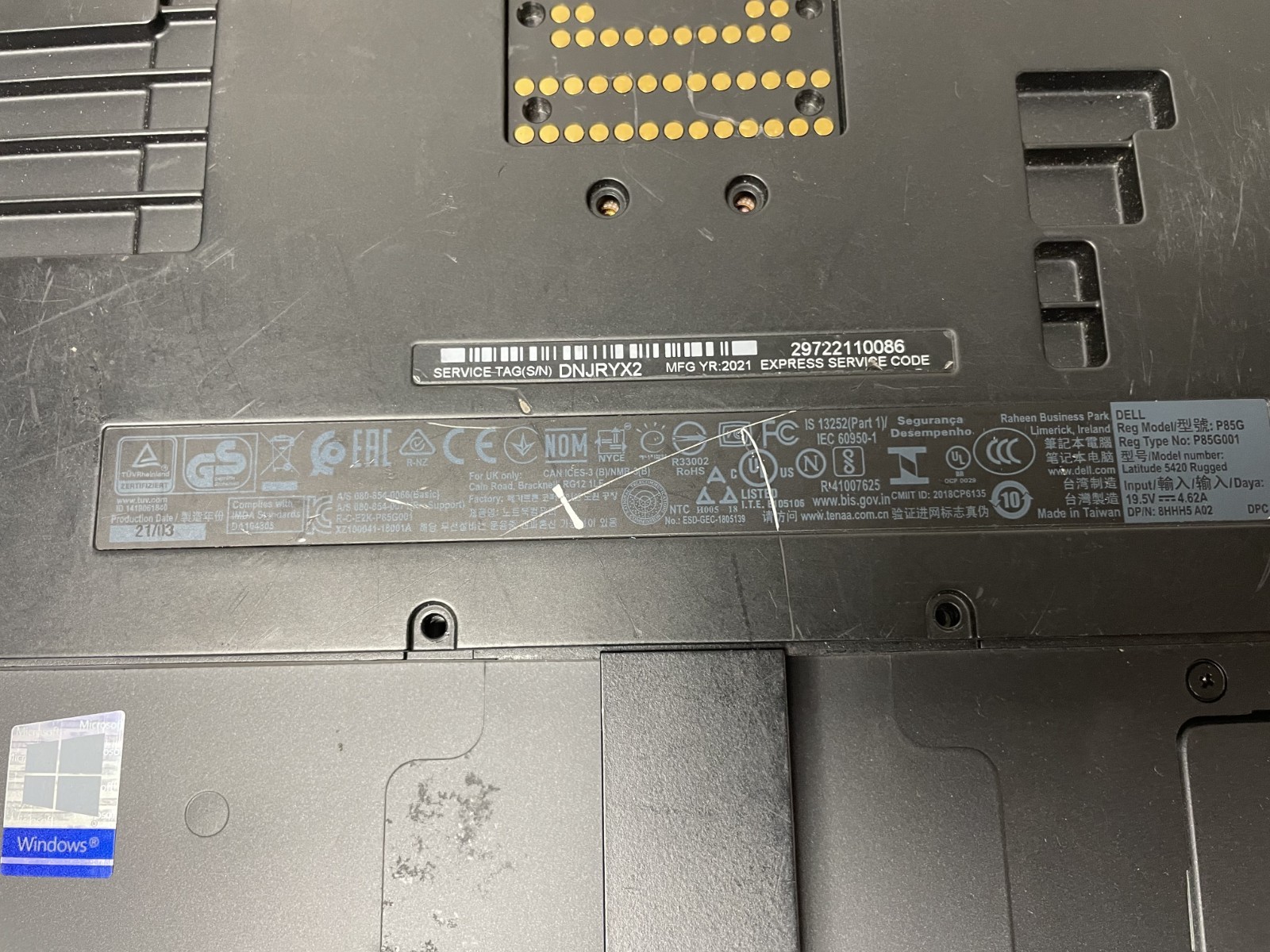 Dell Latitude 5420 14″Rugged Intel i3-7130U @2.70GHz 8GB RAM NO SSD/Battery READ