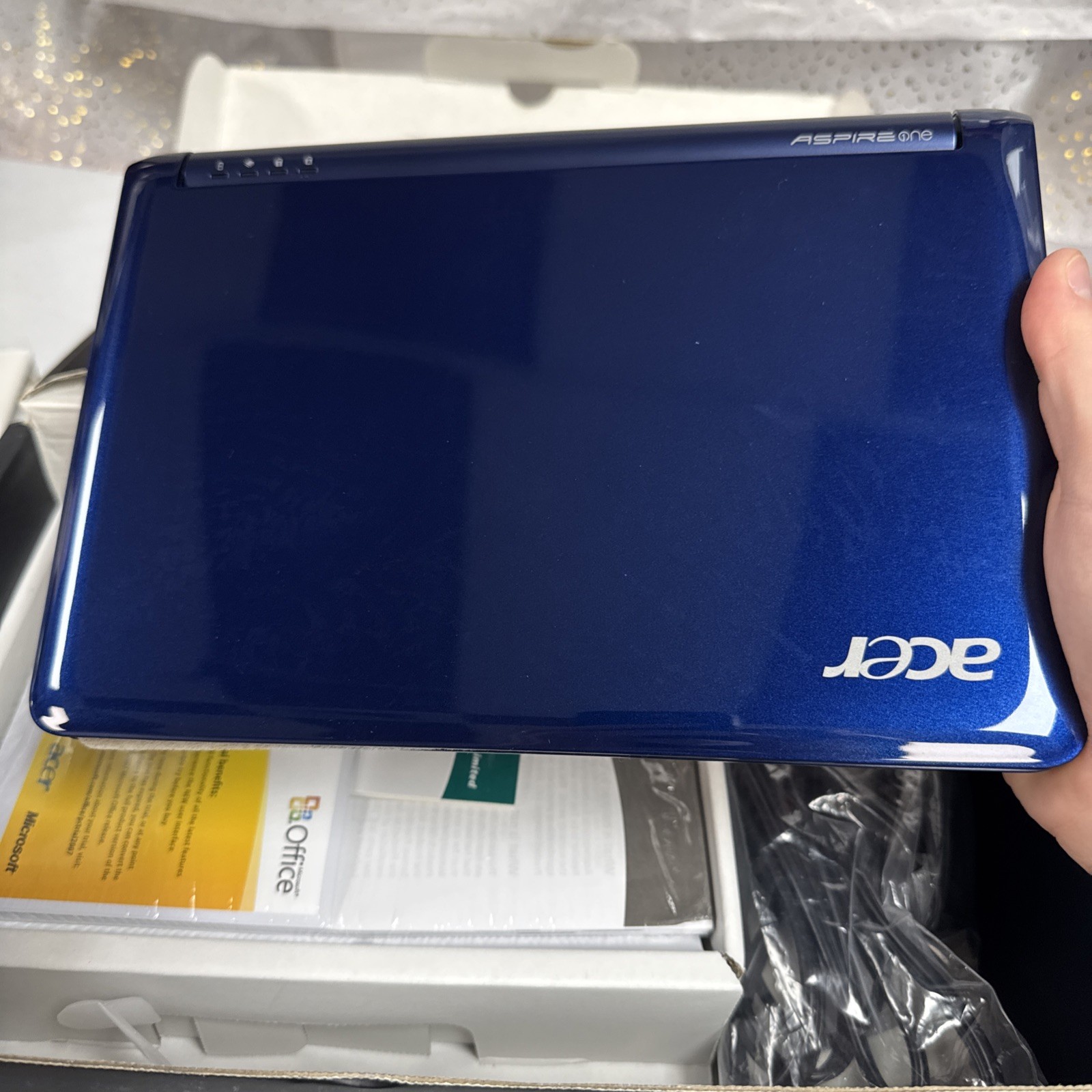 Acer Aspire One Laptop 8.9” Intel Atom N270 120gb 1gb DDR2