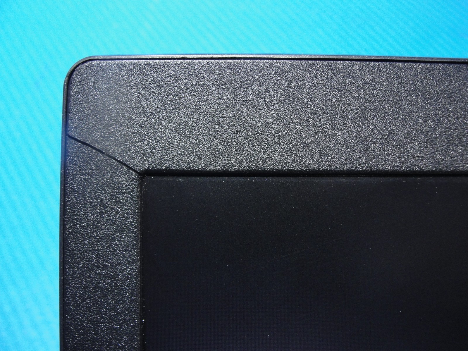Lenovo IdeaPAd 330-15IKB 15.6” HD Intel Core i3-8130U 2.2GHz 8GB HDD 1TB
