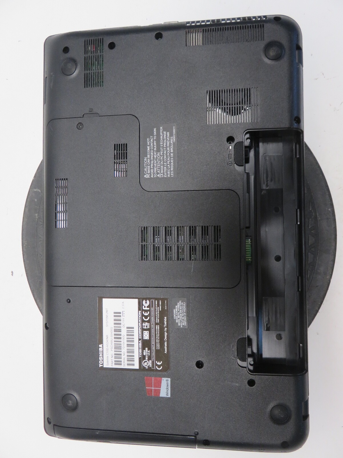 Toshiba Satellite C55D-A5240NR AMD E1-1200 1.4GHz 4 GB NO HDD No Batt
