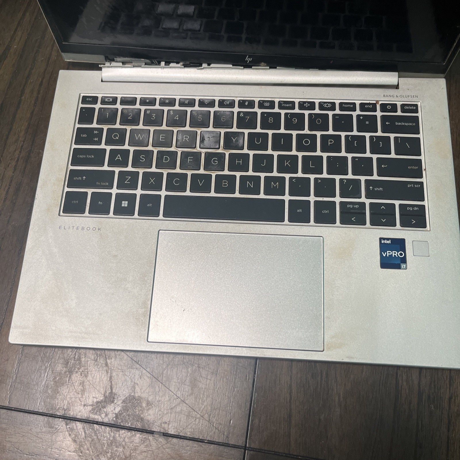 HP EliteBook 840 G10 Laptop i7 1365U 4.7GHz No Ram or SSD no power for parts