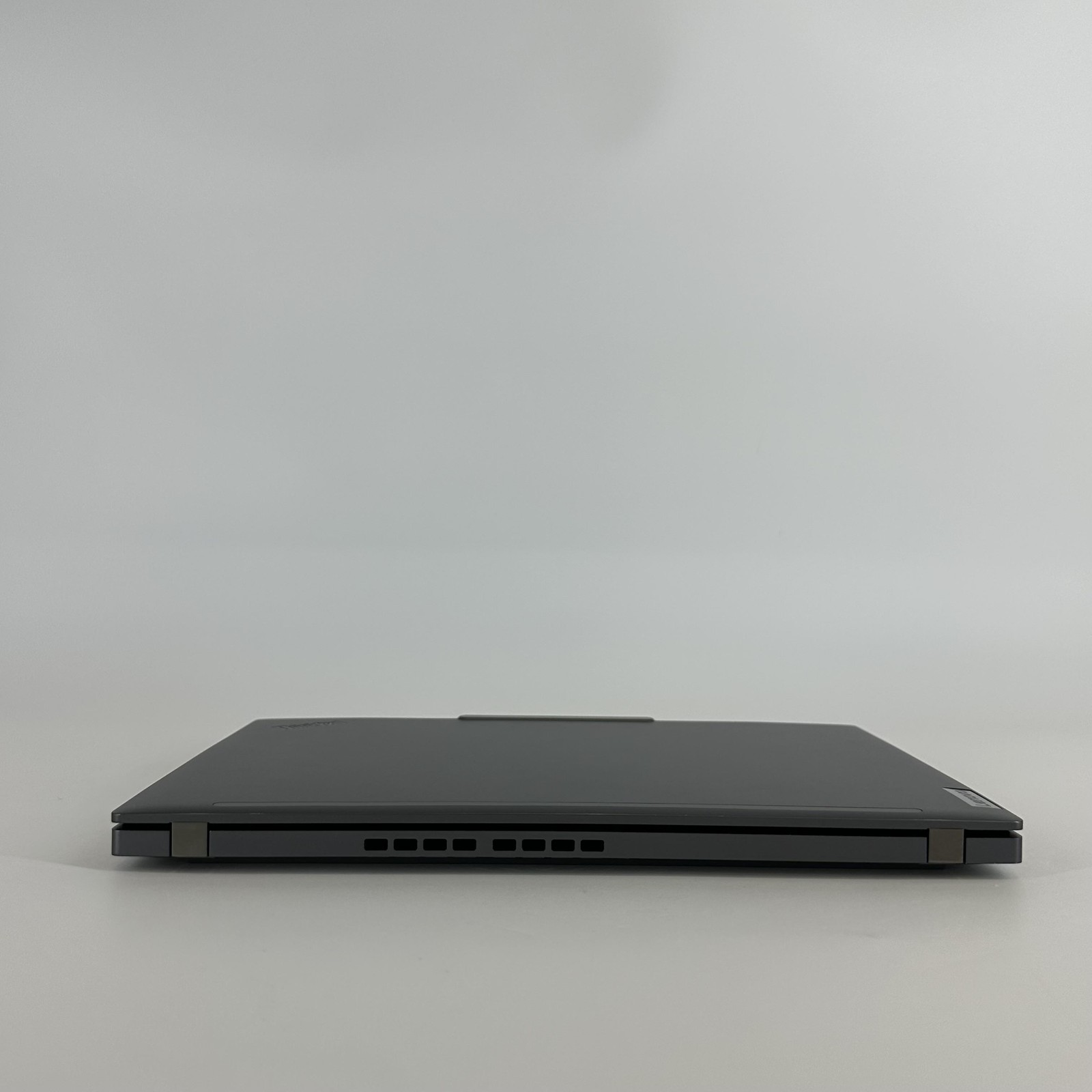 Lenovo ThinkPad X13 Gen 4 FHD+ TOUCH 3.3 GHz Ryzen 7 PRO 7840U 16GB 512GB SSD