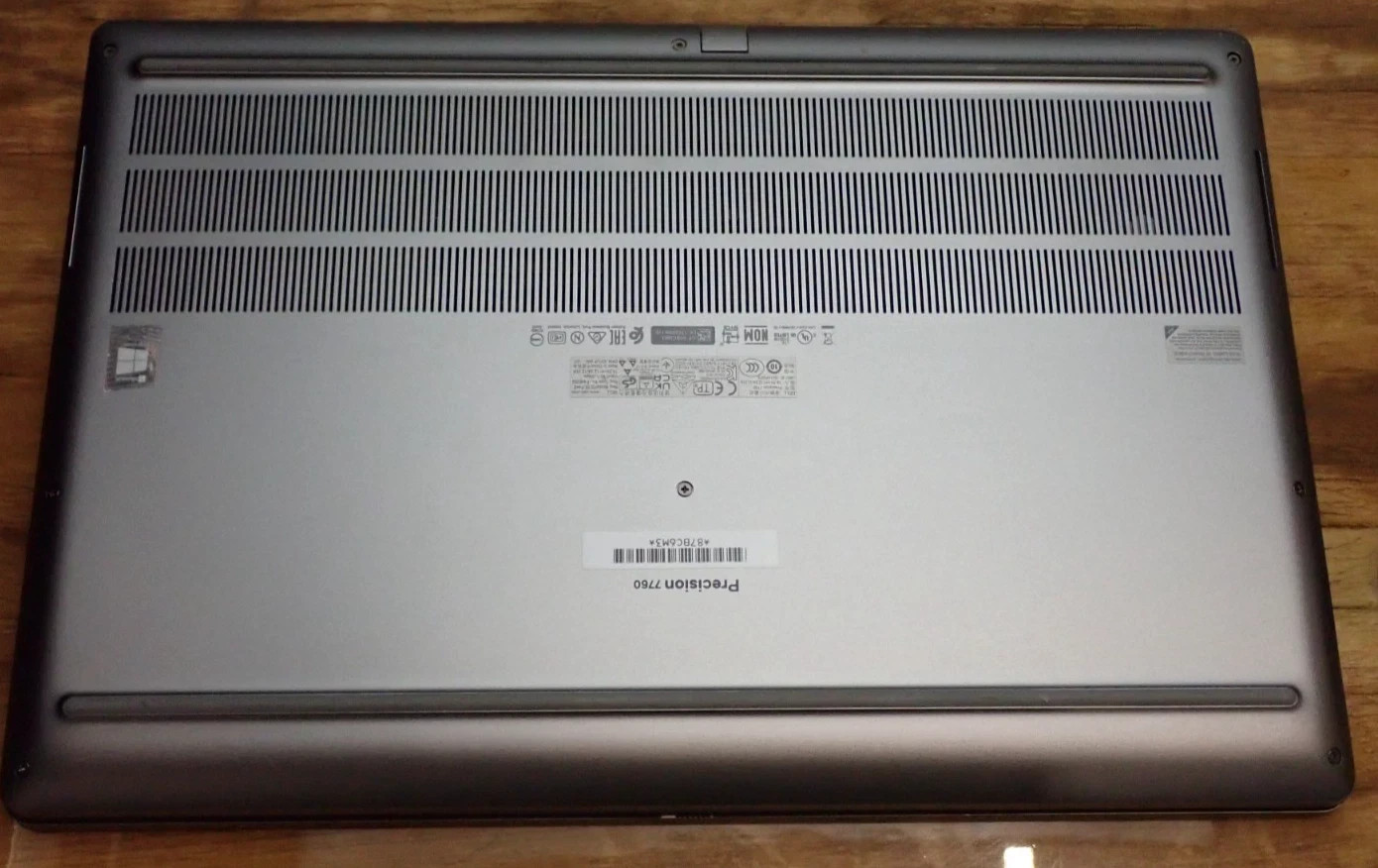 Dell Precision workstation 7760 Intel i9-11950H 32GB 2*512 NVMe- 2TB, RTX4000