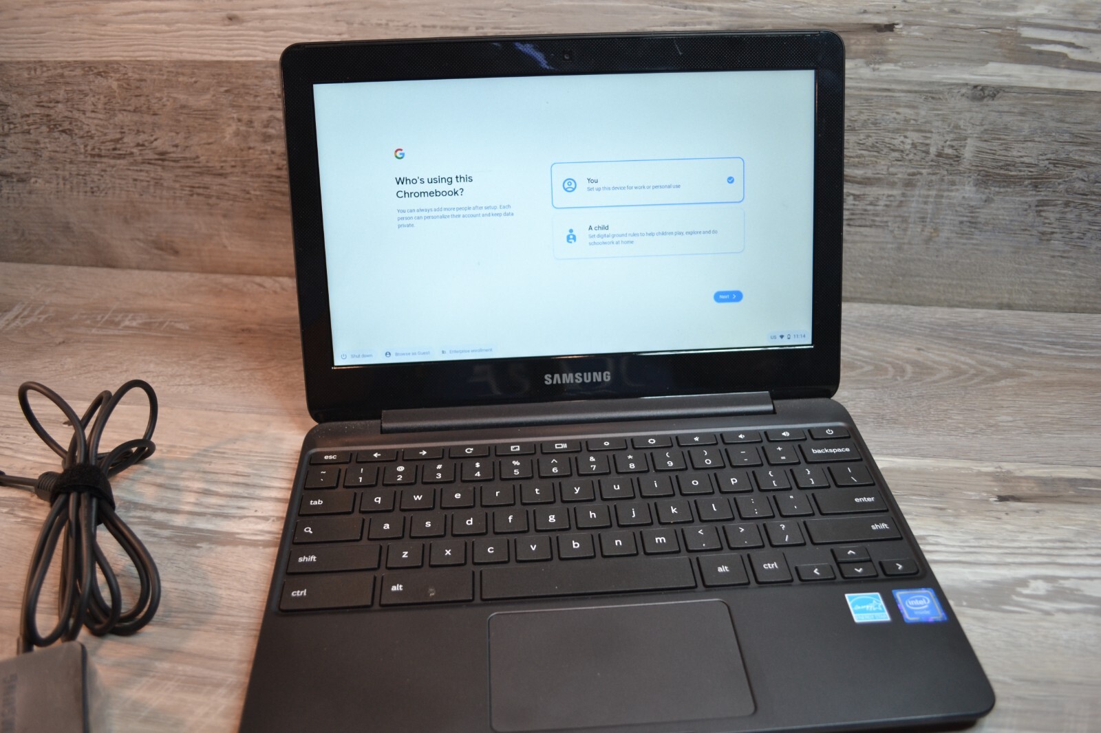 Samsung Samsung 11.6″ (16GB, Intel Dual-Core Celeron, up to 2.16GHz, 2GB) – Blk