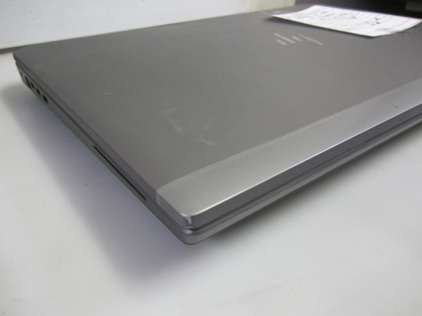 HP ZBook 17 G5 i5-8300H 2.3GHz 16GB/1TB NO OS Laptop + AC READ