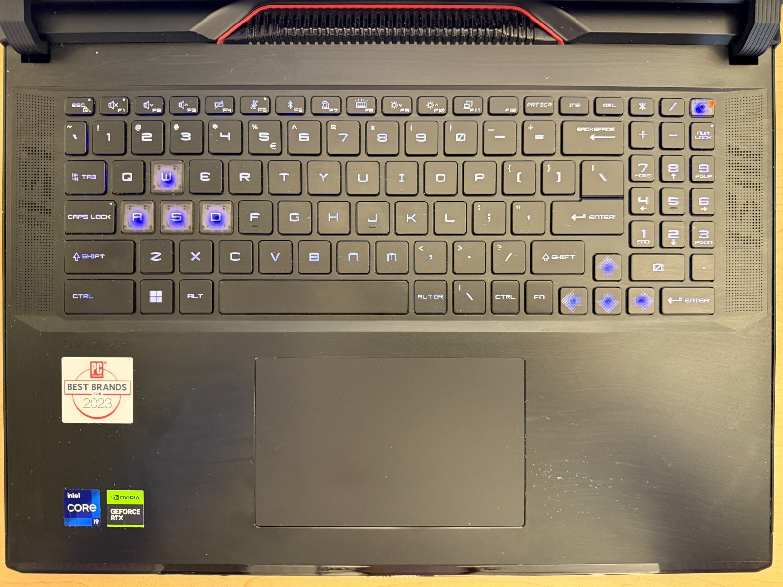 MSI Raider GE78HX RTX 4090 i9 96GB RAM 2TB SSD 17″ Gaming Laptop 14VIG-600US