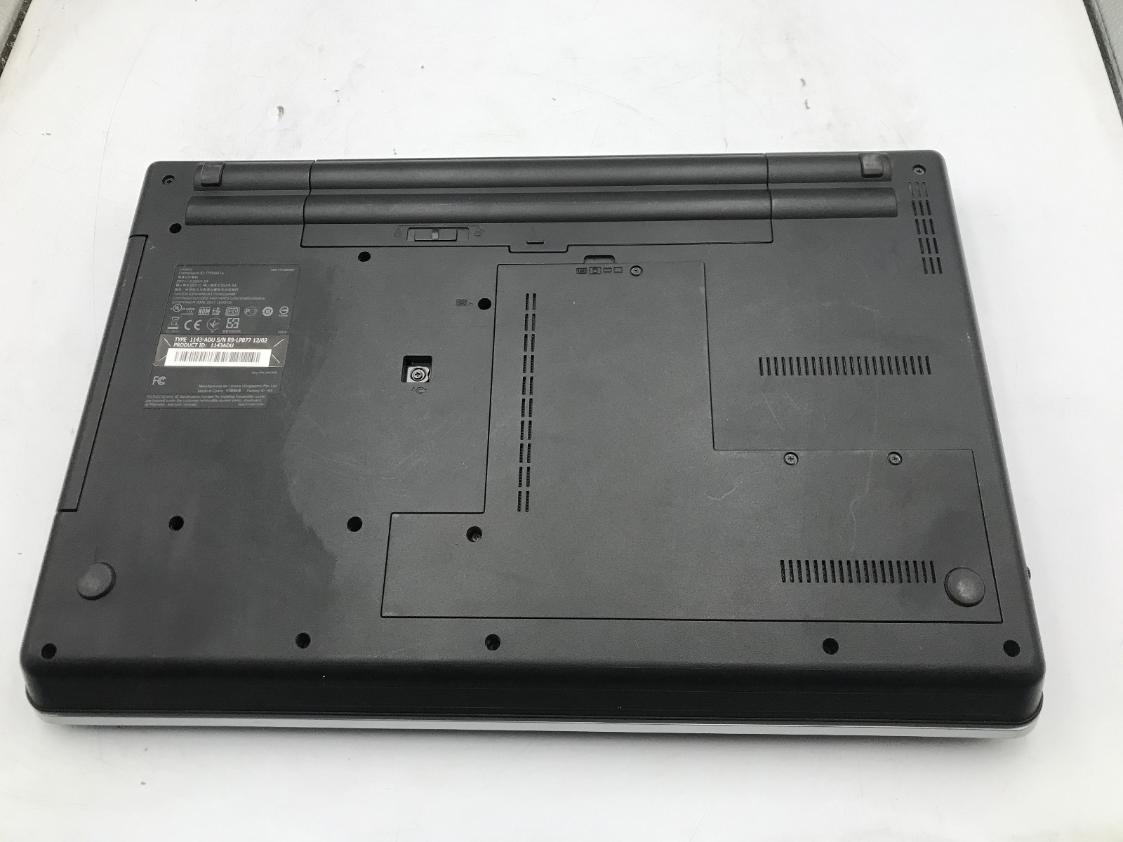 LENOVO THINKPAD E520 – BOOTS TO BIOS – INTEL I3 2350M – NO RAM – 15″ – READ -BB