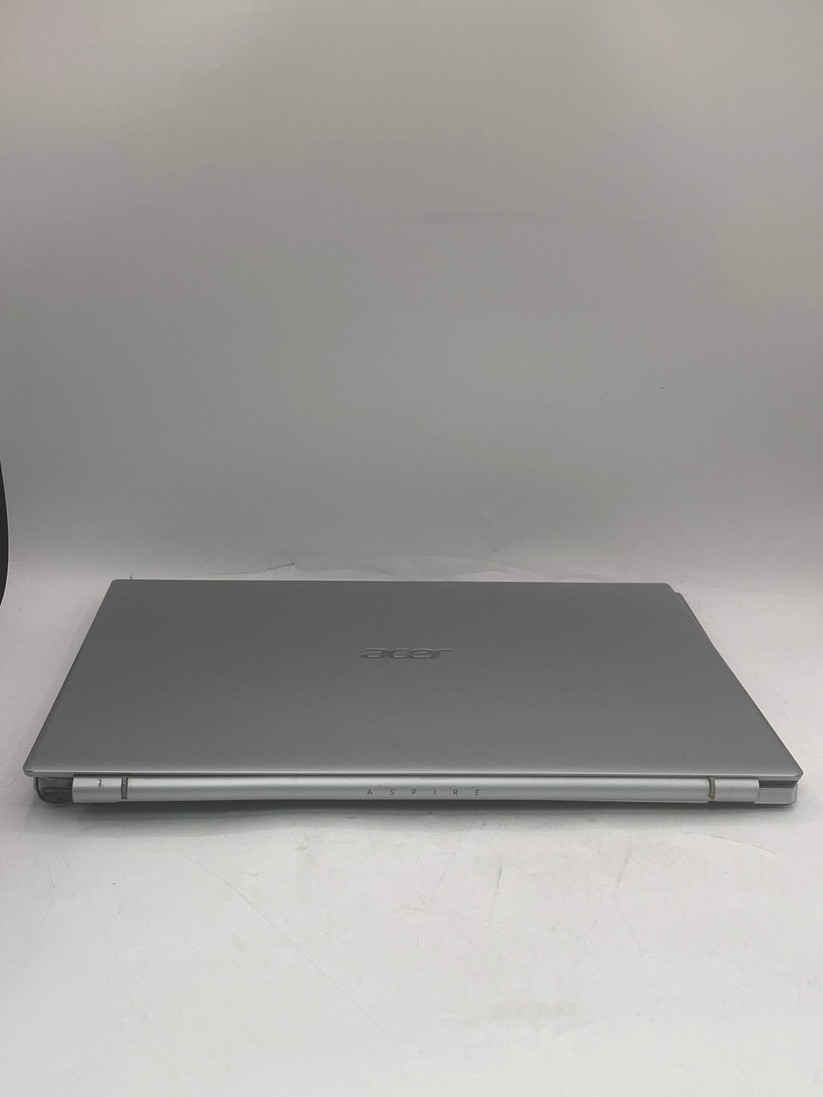 Acer Aspire 1 N20C5 15.6″ Laptop Intel Celeron 4GB RAM 128GB Silver Broken NO CH