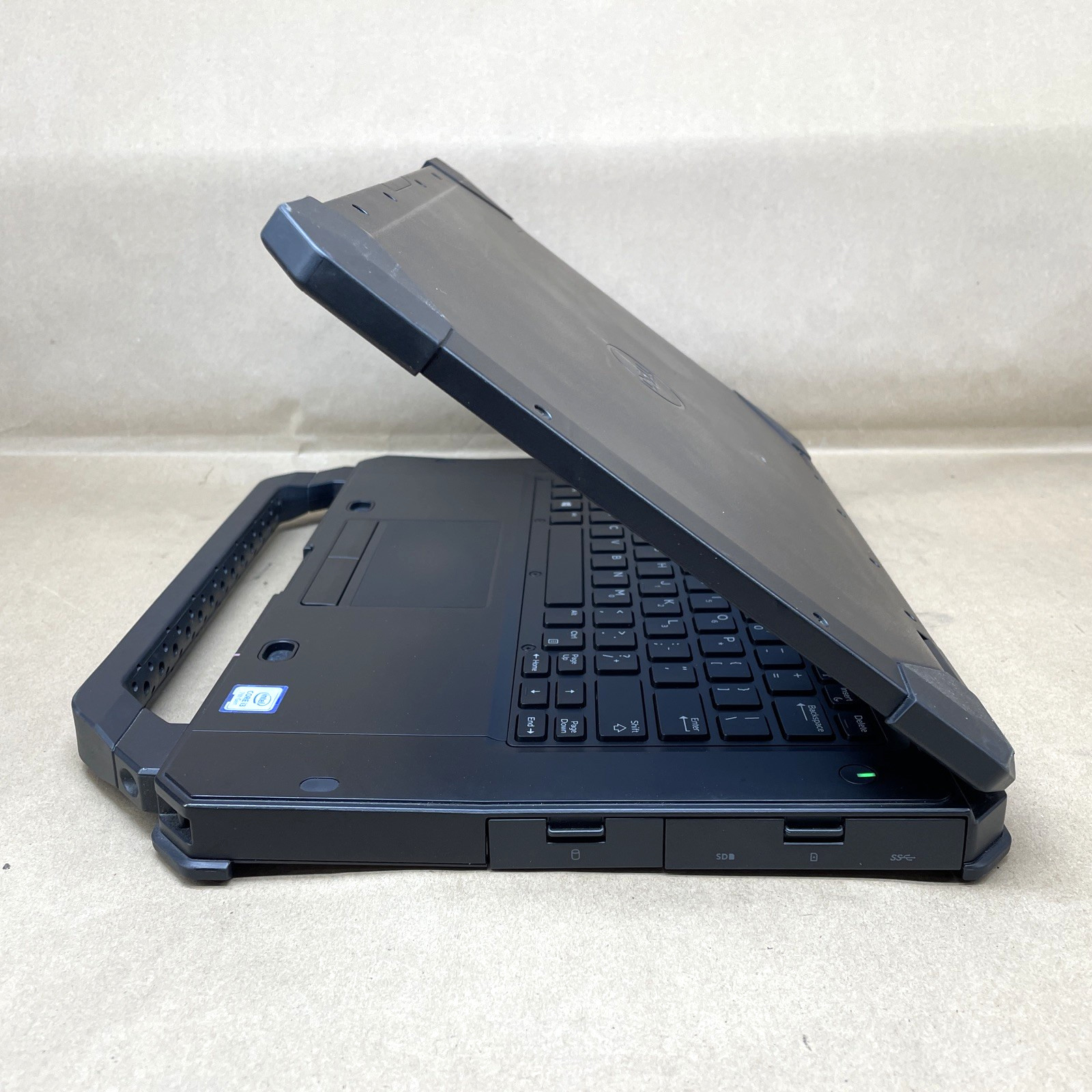 Dell Latitude 5420 Rugged Intel Core i3-7130U@2.70GHz 8GB RAM NO SSD *READ*