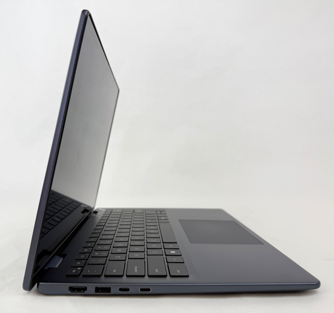 Dell Inspiron 14 7445 14″ FHD+ Touch Ryzen 5 8640HS 8GB 512GB W11H 2in1 – Dents