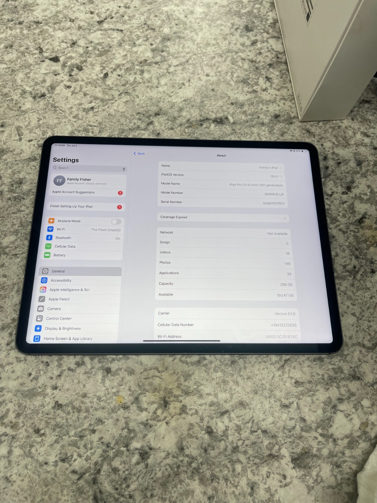 IPAD PRO 12.9- INCH 5TH GEN 256GB FOR PARTS!!!!!! READ DESCRIPTION