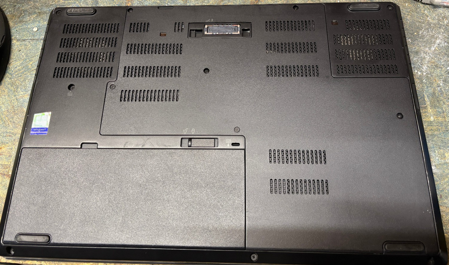 Lenovo ThinkPad P50 Core i7-6700HQ 16GB RAM 512GB NVME Quadro M1000M