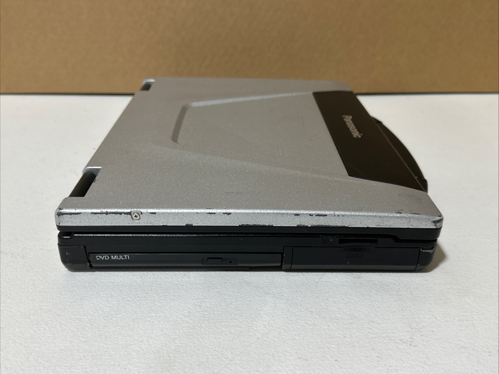 Panasonic Toughbook CF-52 Core 2 Duo P8400 2.26GHz 2GB RAM 120GB SSD Win 10 Pro