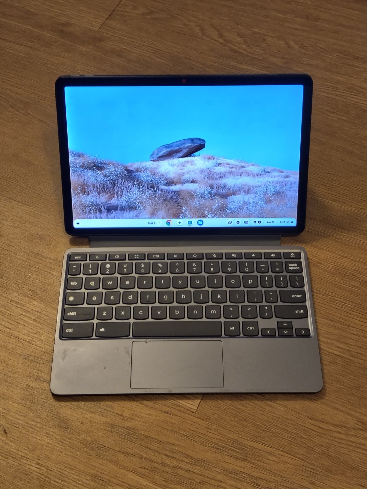 Lenovo – Duet 2-in-1 Chromebook 11″ 2K LCD Touchscreen Laptop