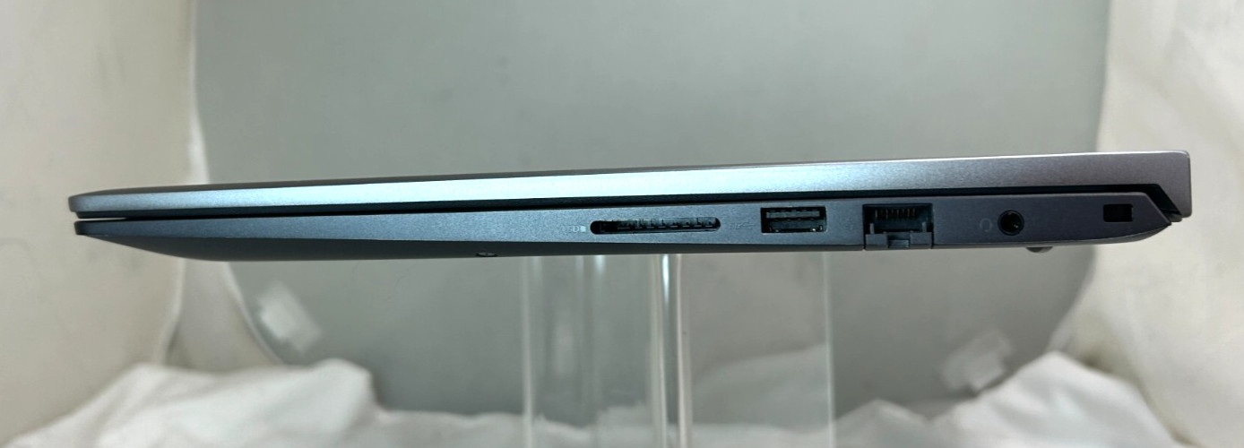 15.6″ Dell Vostro 5510 Intel Core i7 2.9GHz 16GB RAM 256GB SSD !READ! LPT-411