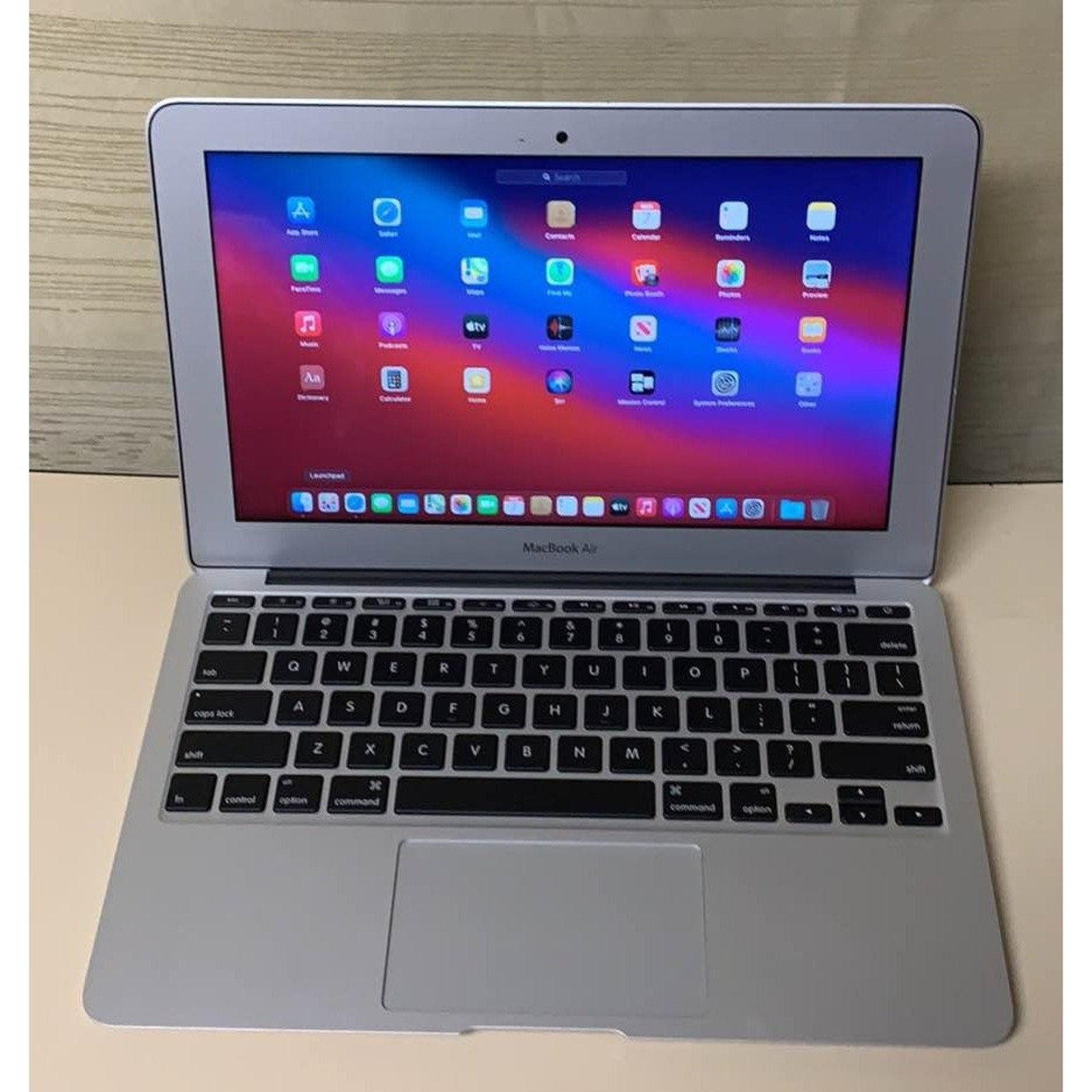 Apple MacBook Air 2013 13 inch i5 1.30GHz 4GB RAM 128GB SSD MacOs Big Sur 11